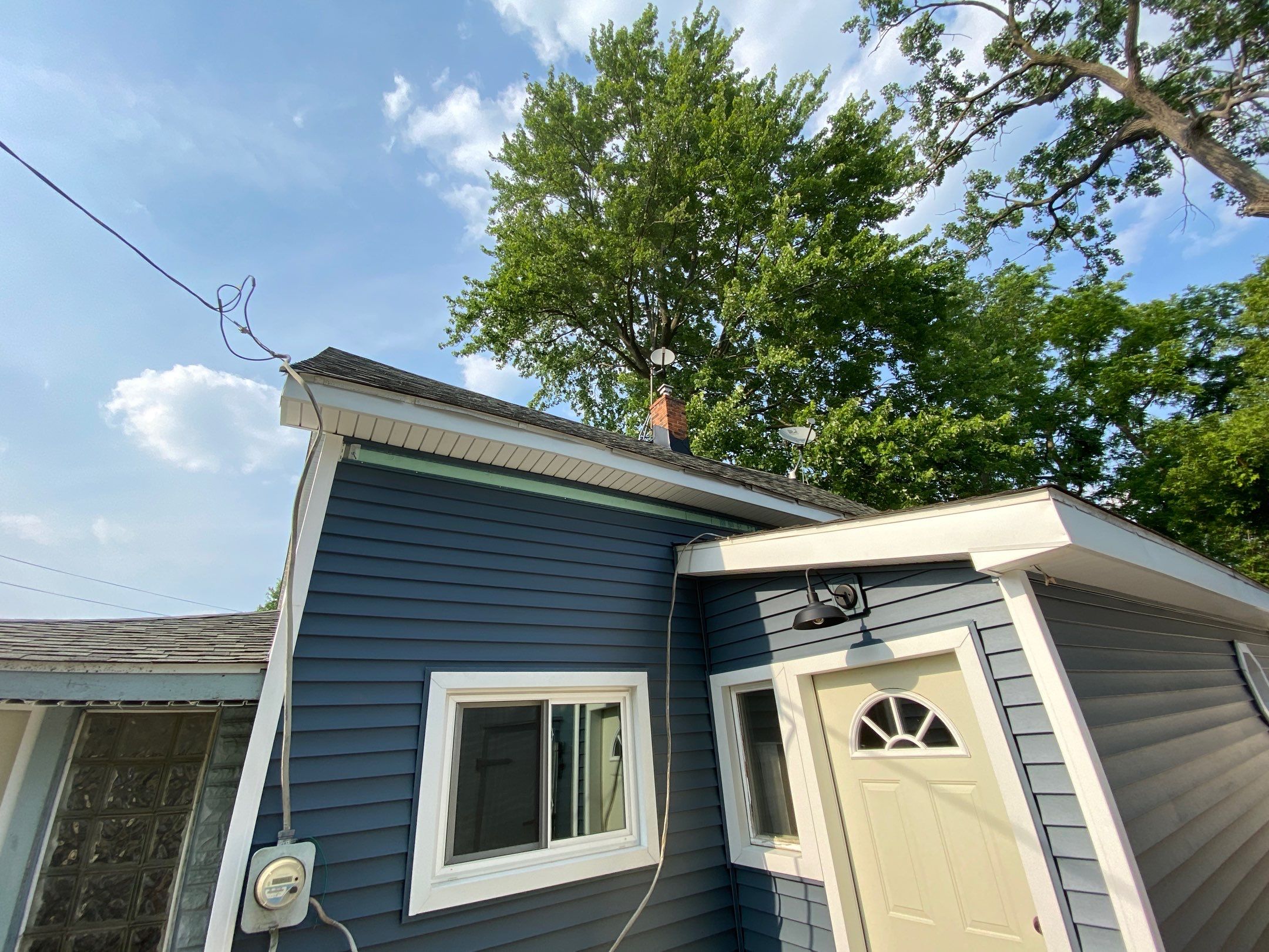 Siding Replacement using CertainTeed Restoration Classis D4 by 180 Contractors