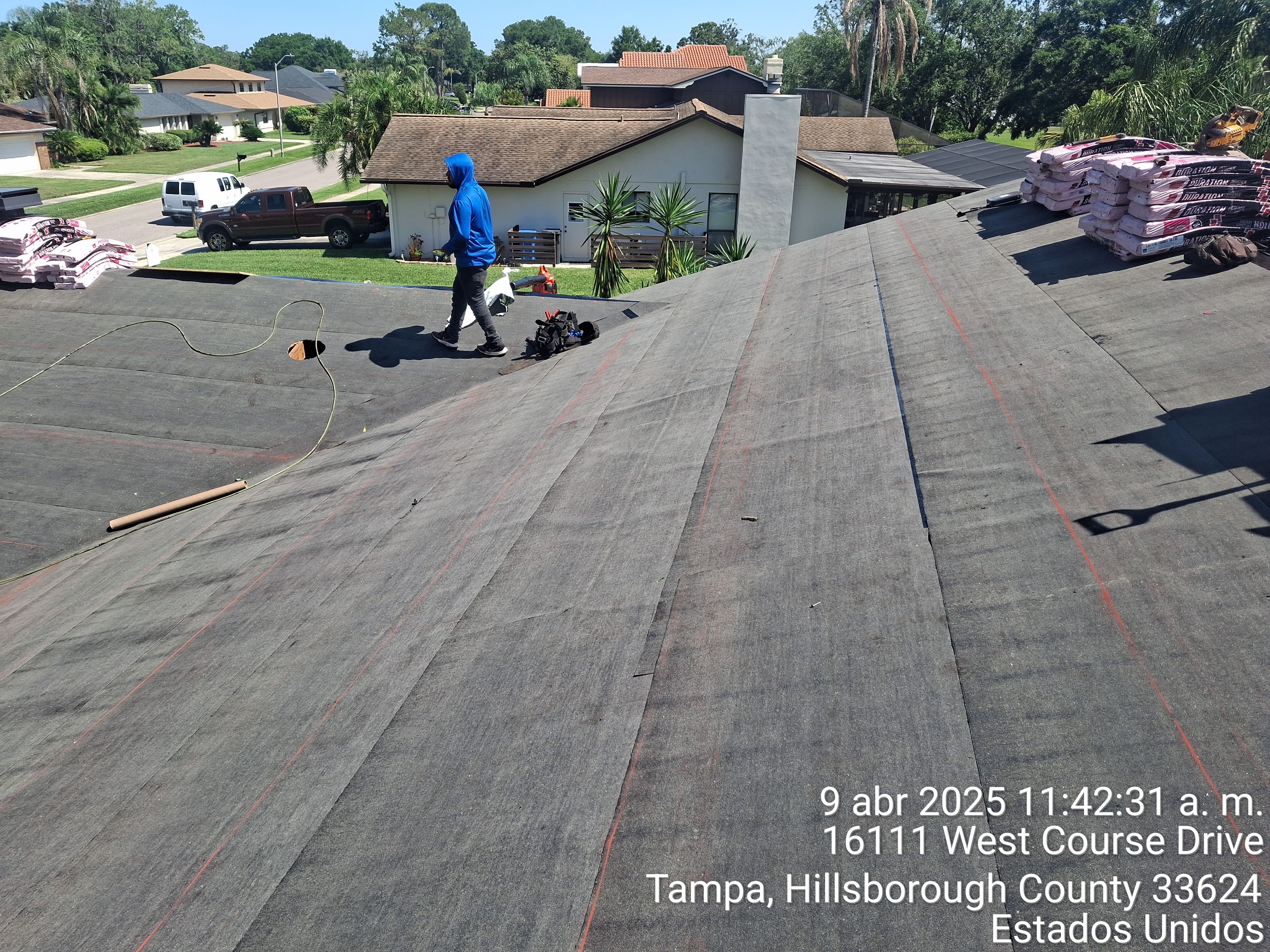 Owens Corning Designer Series (Summer Harvest) by RoofGuru AI LLC