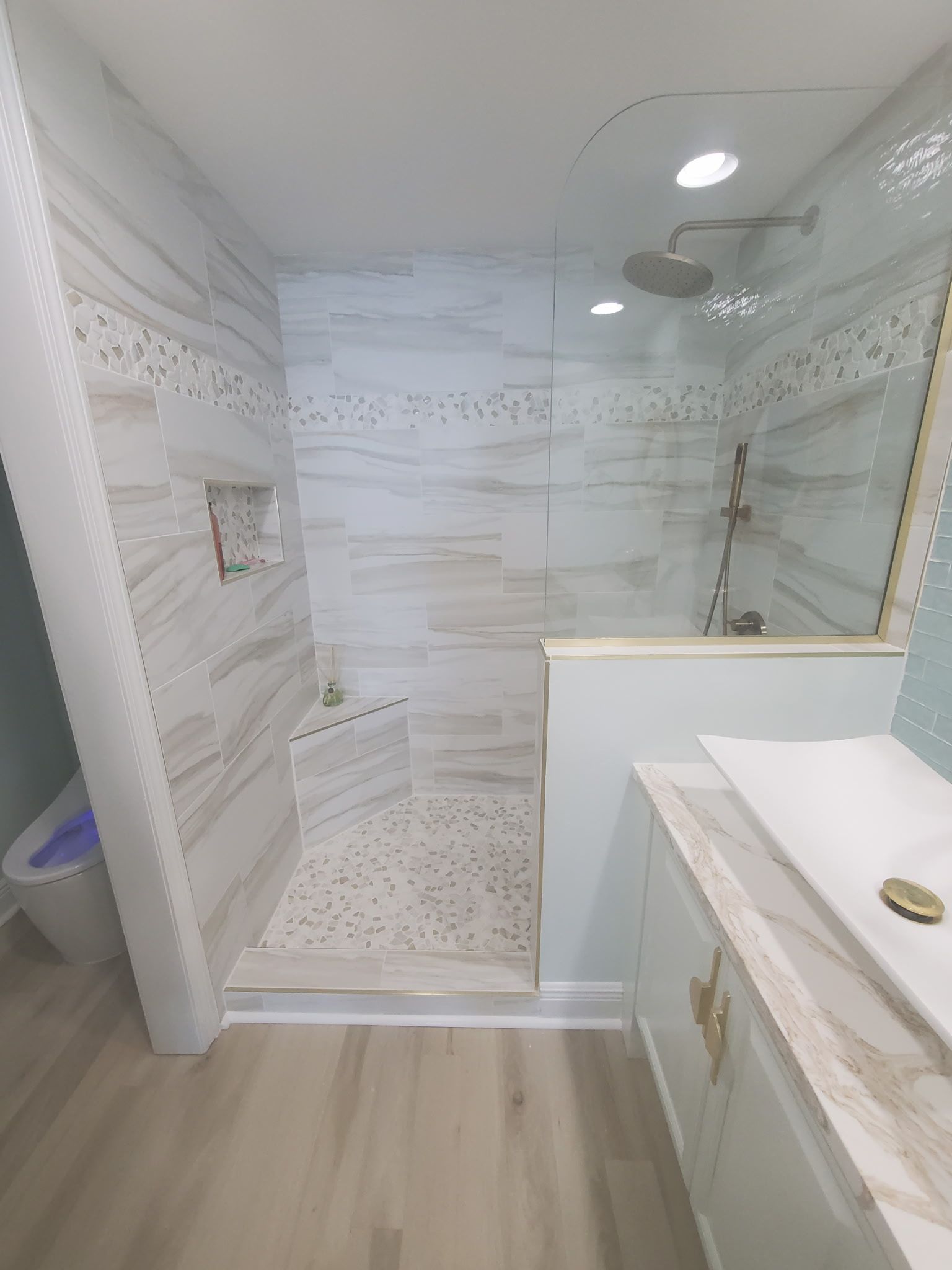 1st Choice Home Improvements, Inc featured photo.
