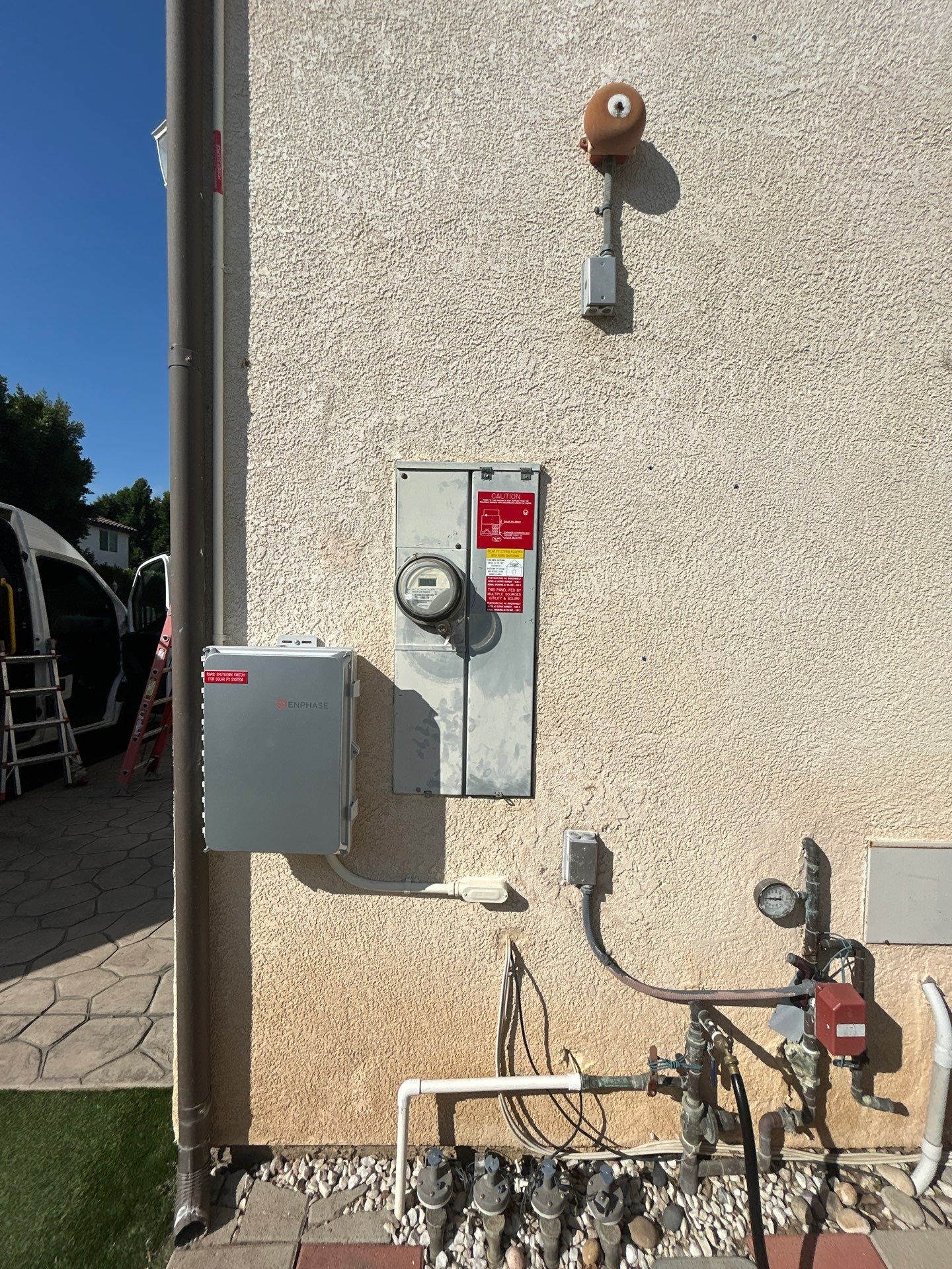 Nine-Panel Solar Power System Installation in Los Angeles by AWS Solar