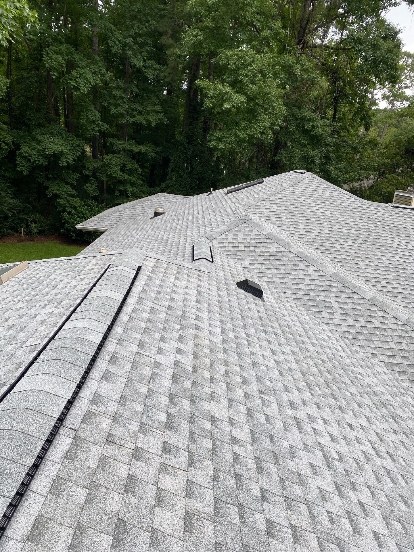 GAF HDZ - Birchwood by Linta Roofing Inc