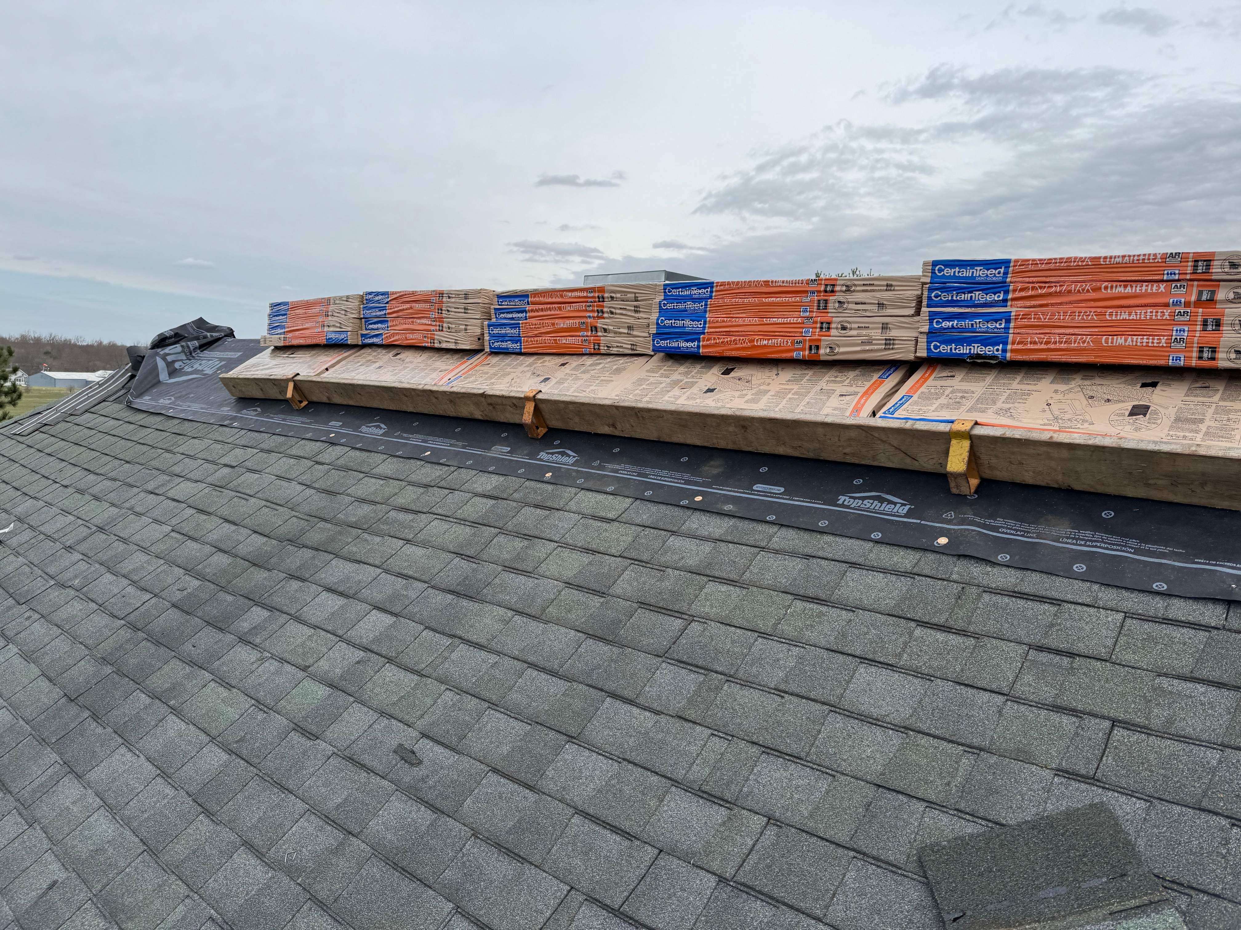 Residential Roofing Installation using Certainteed Landmark ClimateFlex by GRACCO