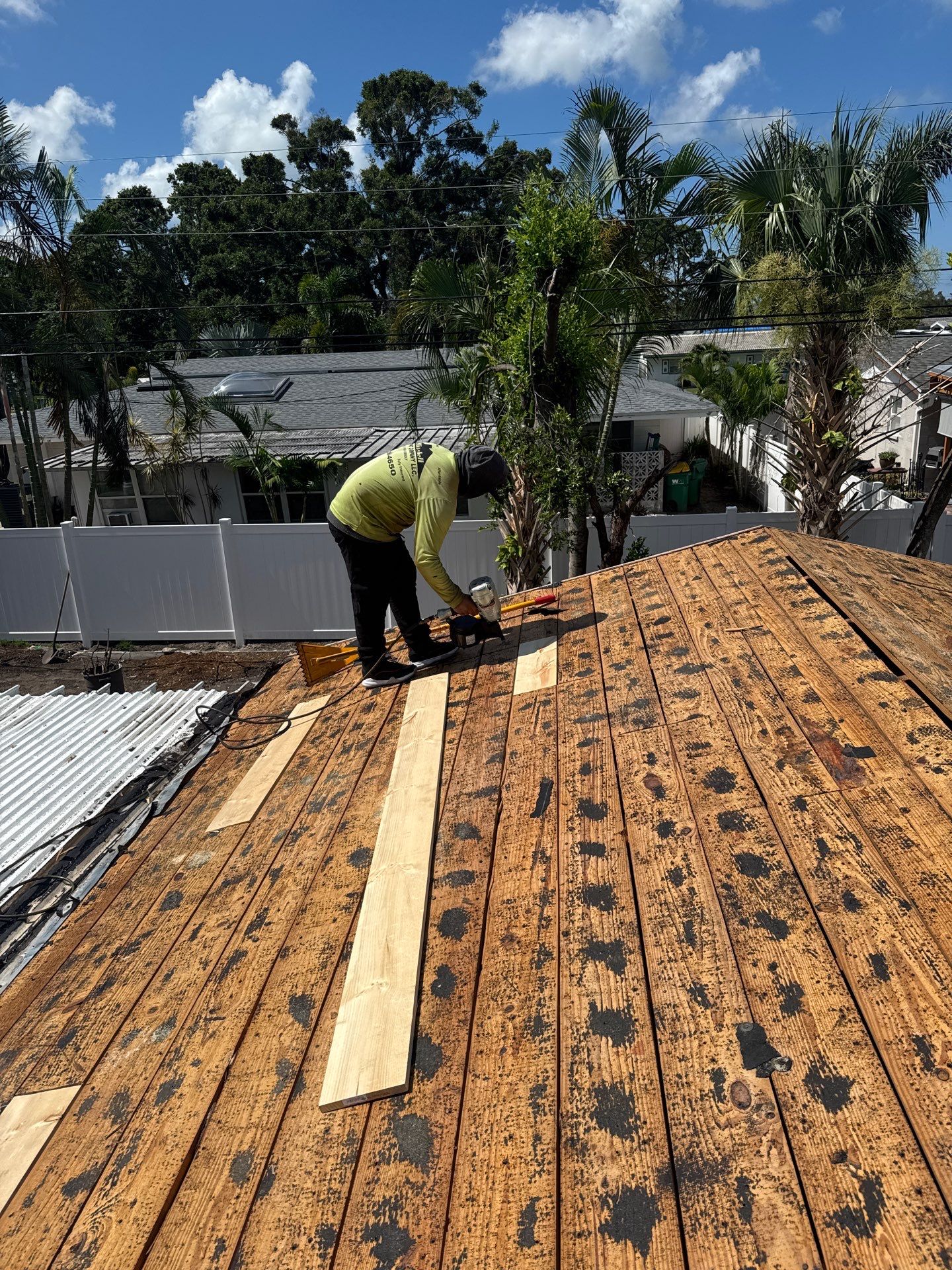 Project in Seminole 33772 by Mitchell Roofing Company LLC 