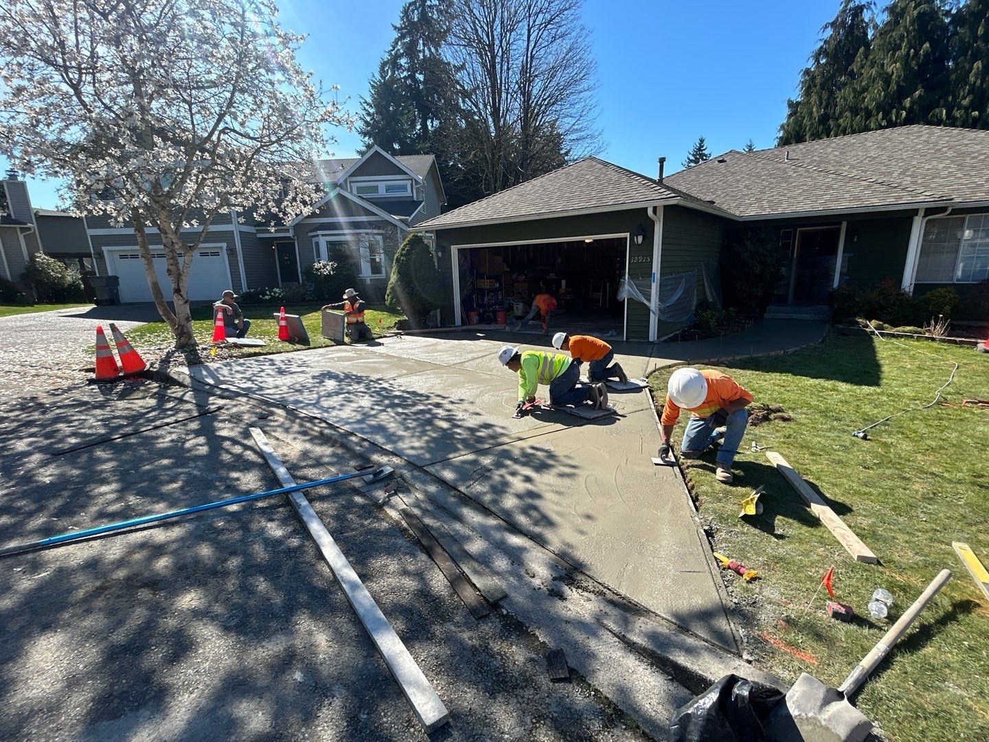 William | Concrete Driveway by Jireh Asphalt & Concrete Inc 