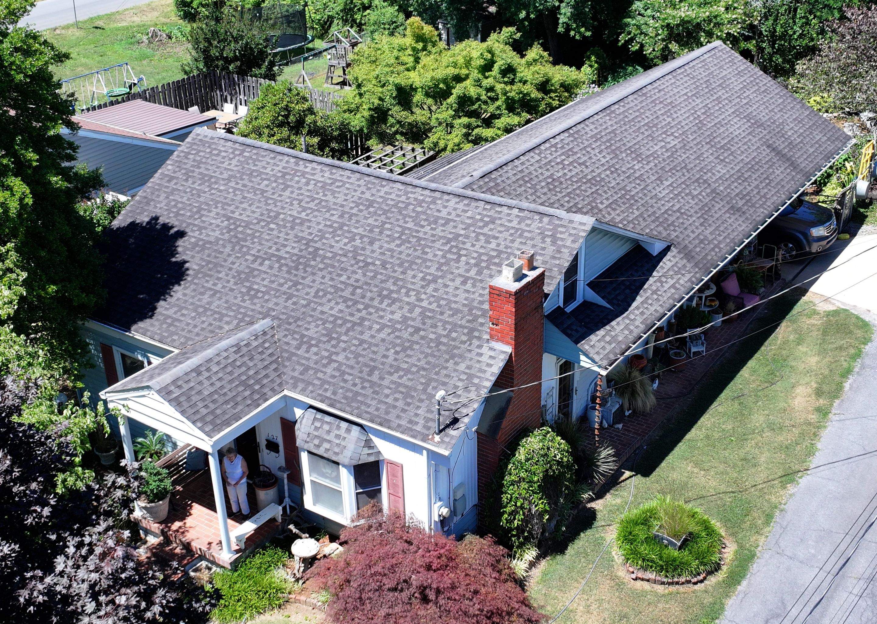 Offield Residence by Omnia Roofing