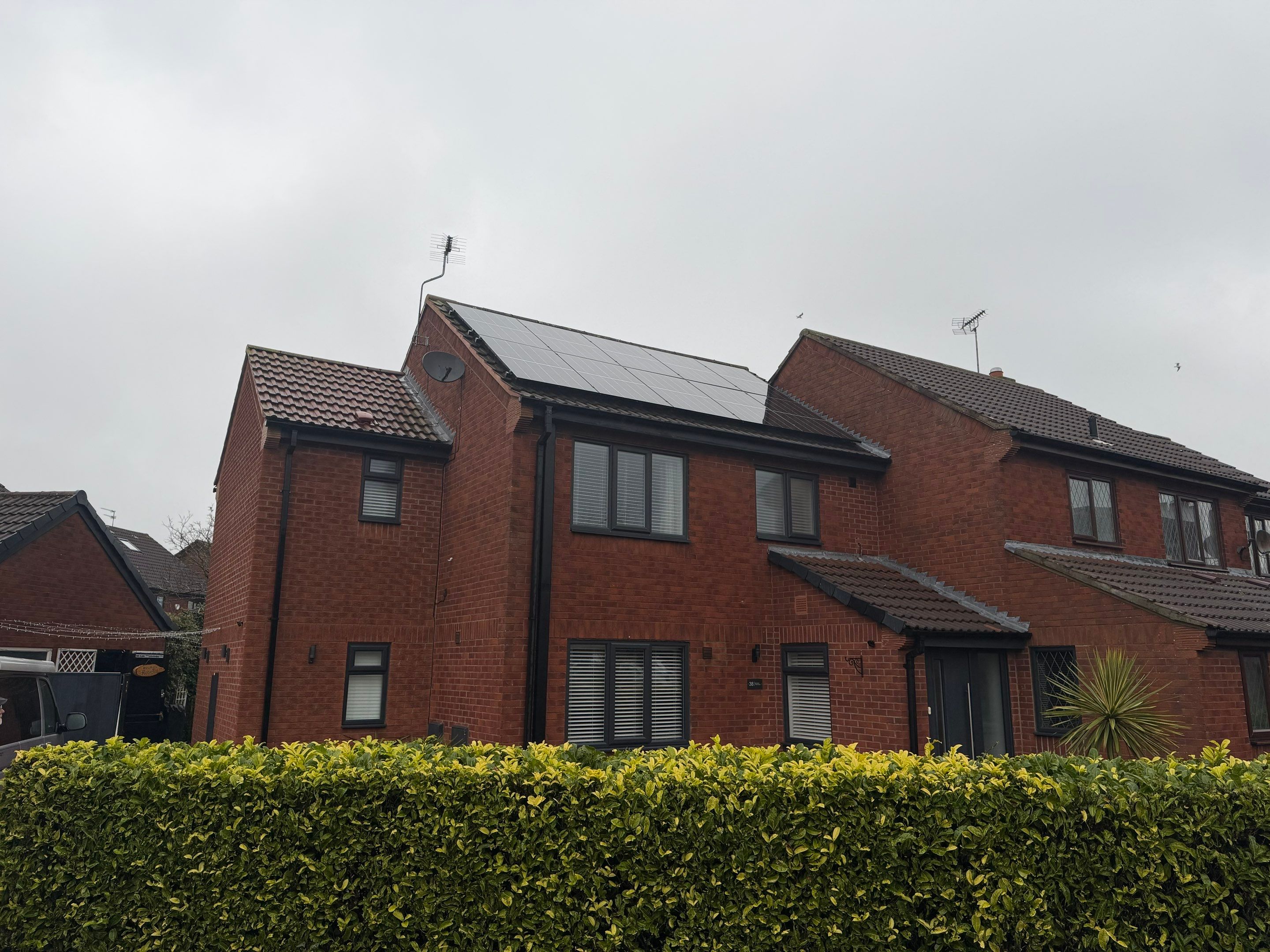 🔋 Zero Gas Living - Heat Pump, Solar, Battery & EV by Elite Services Group Ltd