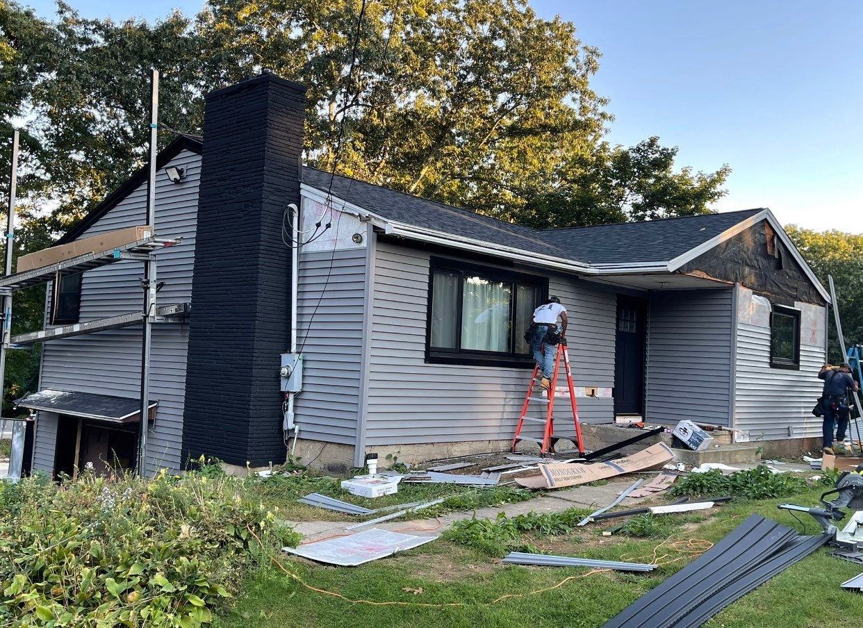 Siding Installation using Certainteed monogram charcoal gray Owens Corning Onyx Black by A Plus Exterior