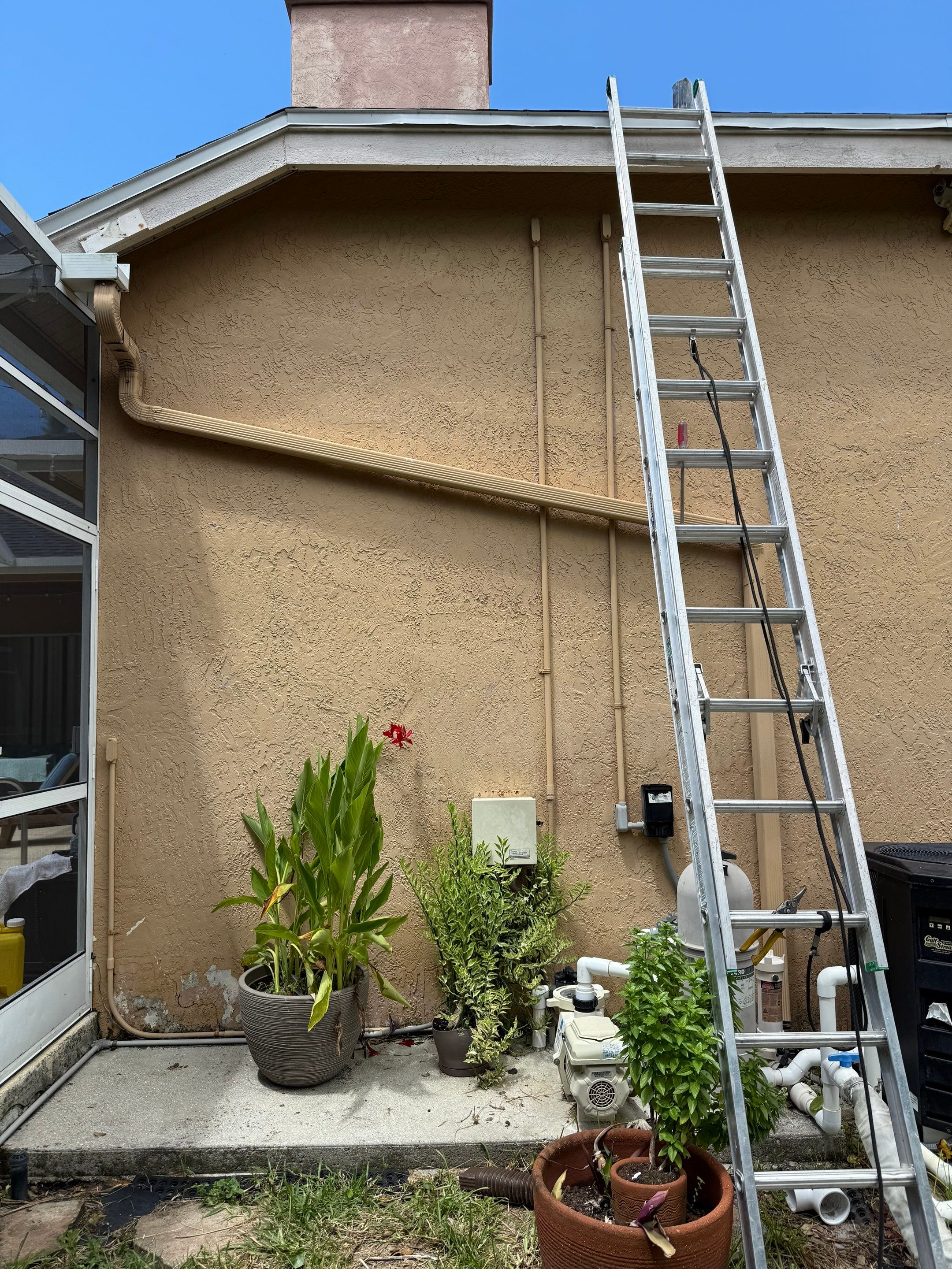 7-Inch Box Seamless Gutters in Bradenton FL by Gutter Professors