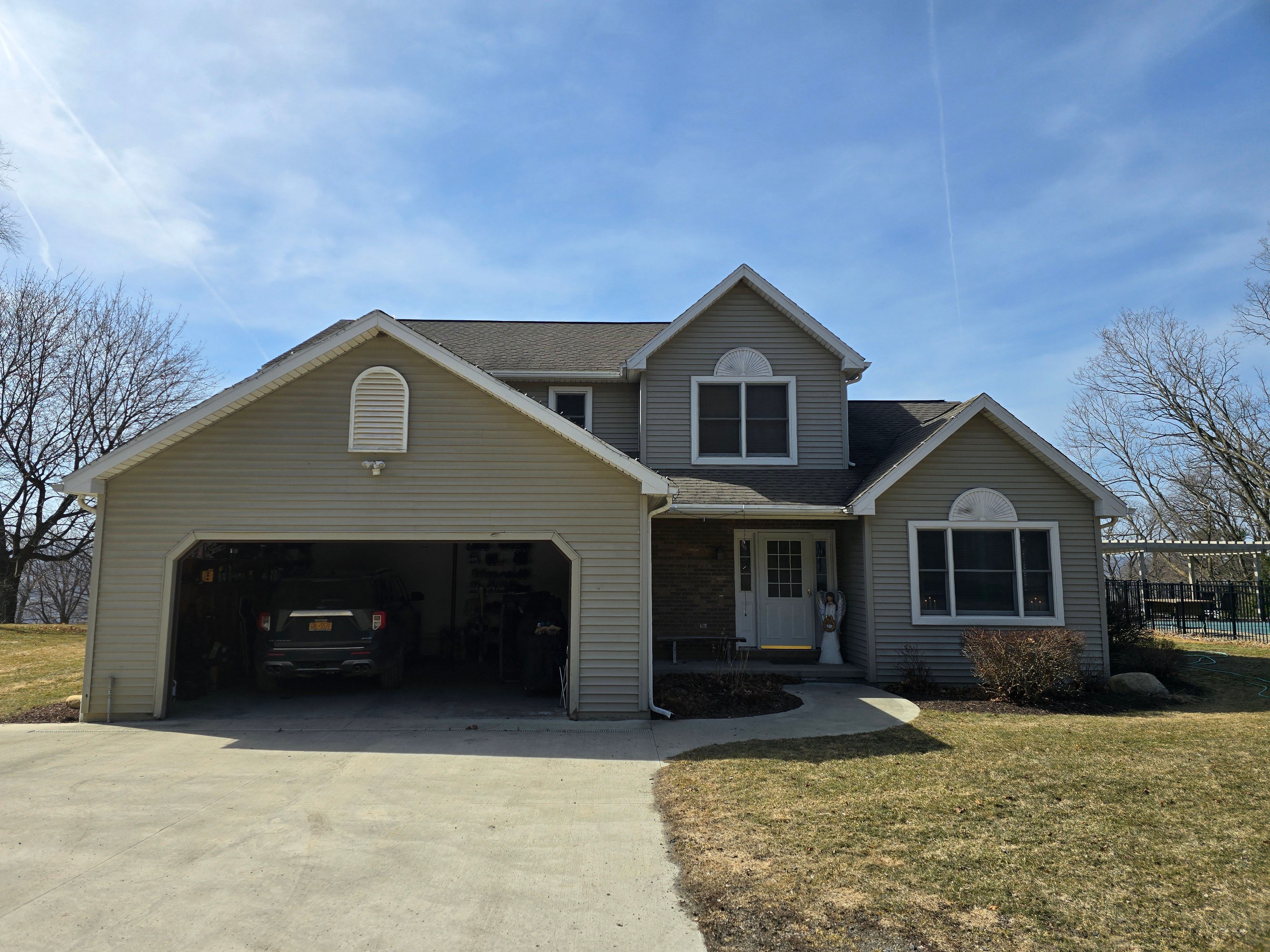 Reroof  by Horst Custom Homes 