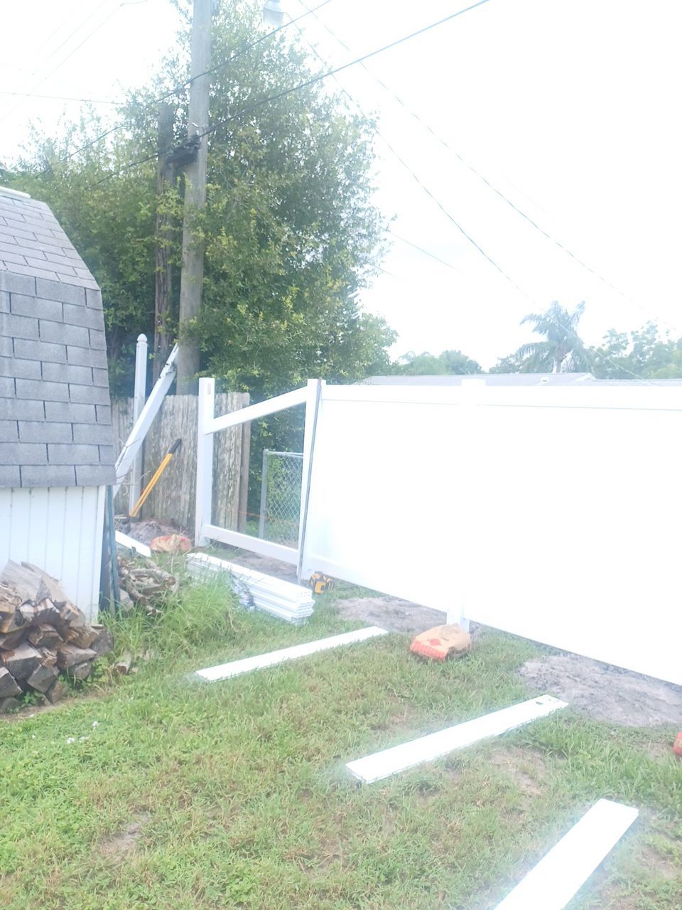 Sarasota, FL 6ft. Tall White Vinyl Privacy Fence by Asap fence and gates, LLC