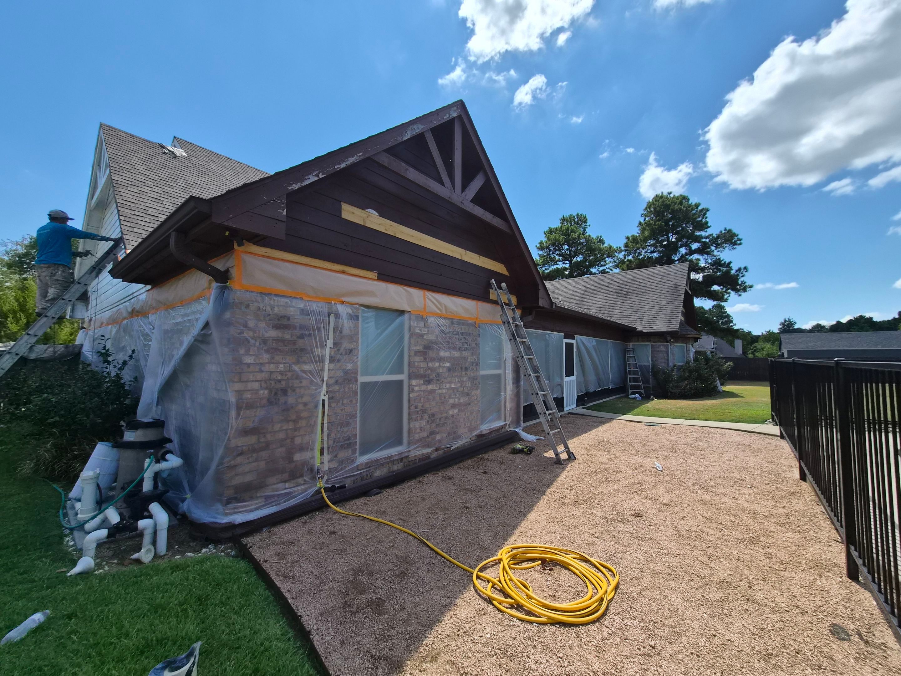 From Dated Brown to Modern Contrast: A Mineola Exterior Transformation by Quality Coats Painting