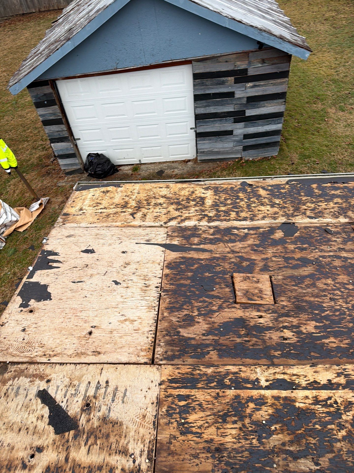 Residential Roofing Installation using GAF Timberline HDZ Biscayne Blue by Rainstoppers Roofing