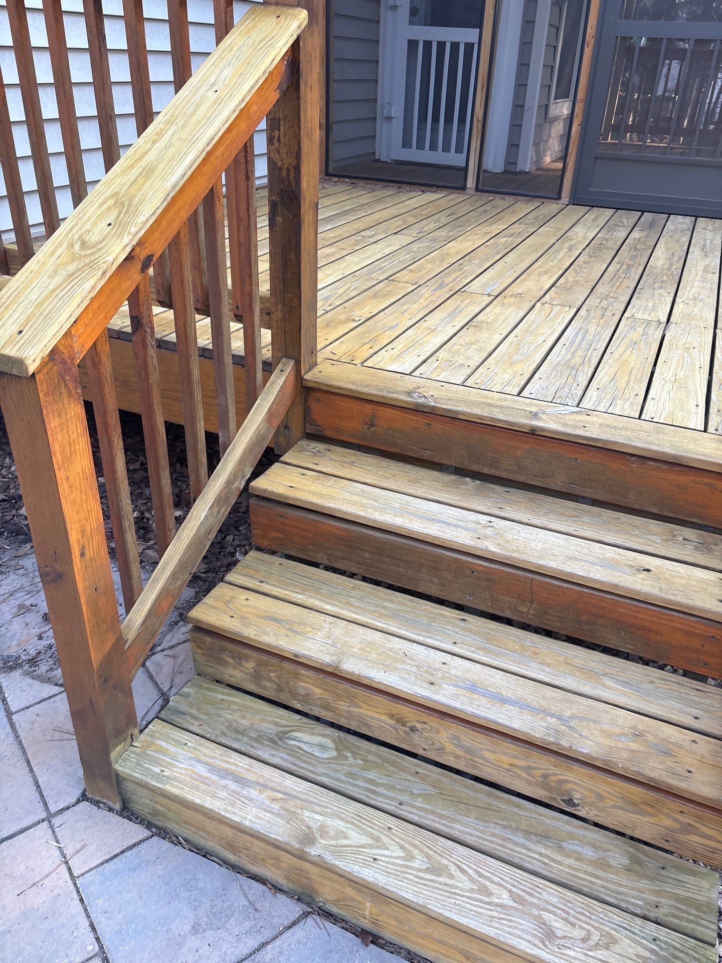 Deck using Wood Sealant by DuraSeal