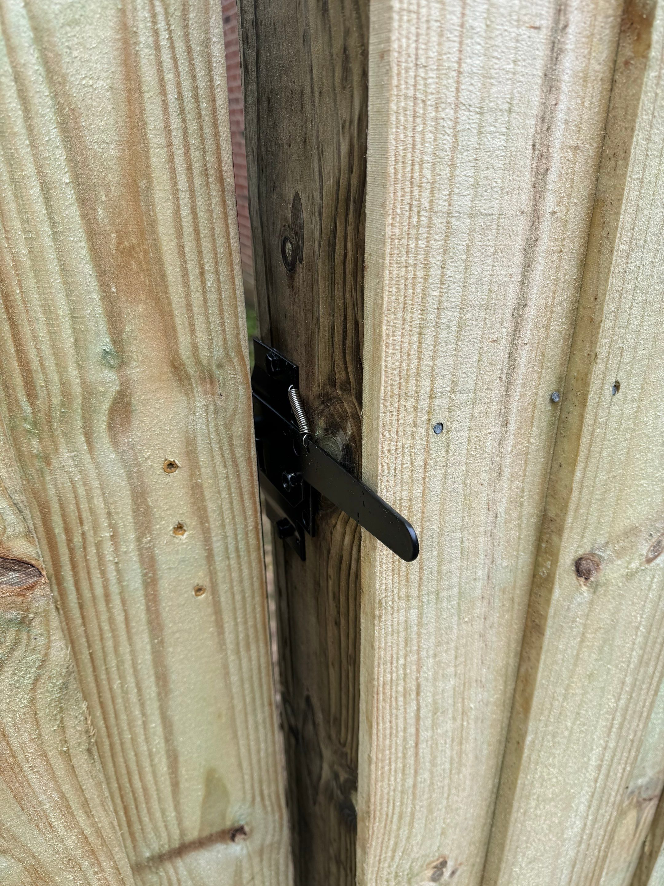 Brookview Highlands - Fence by Pillar and Pine