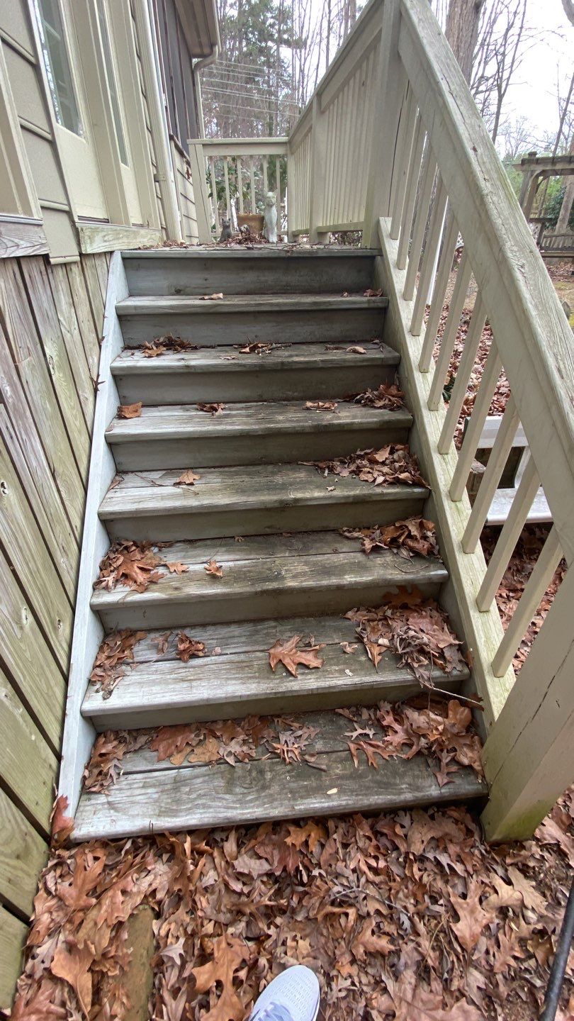Coated Deck using Wood Sealant by DuraSeal