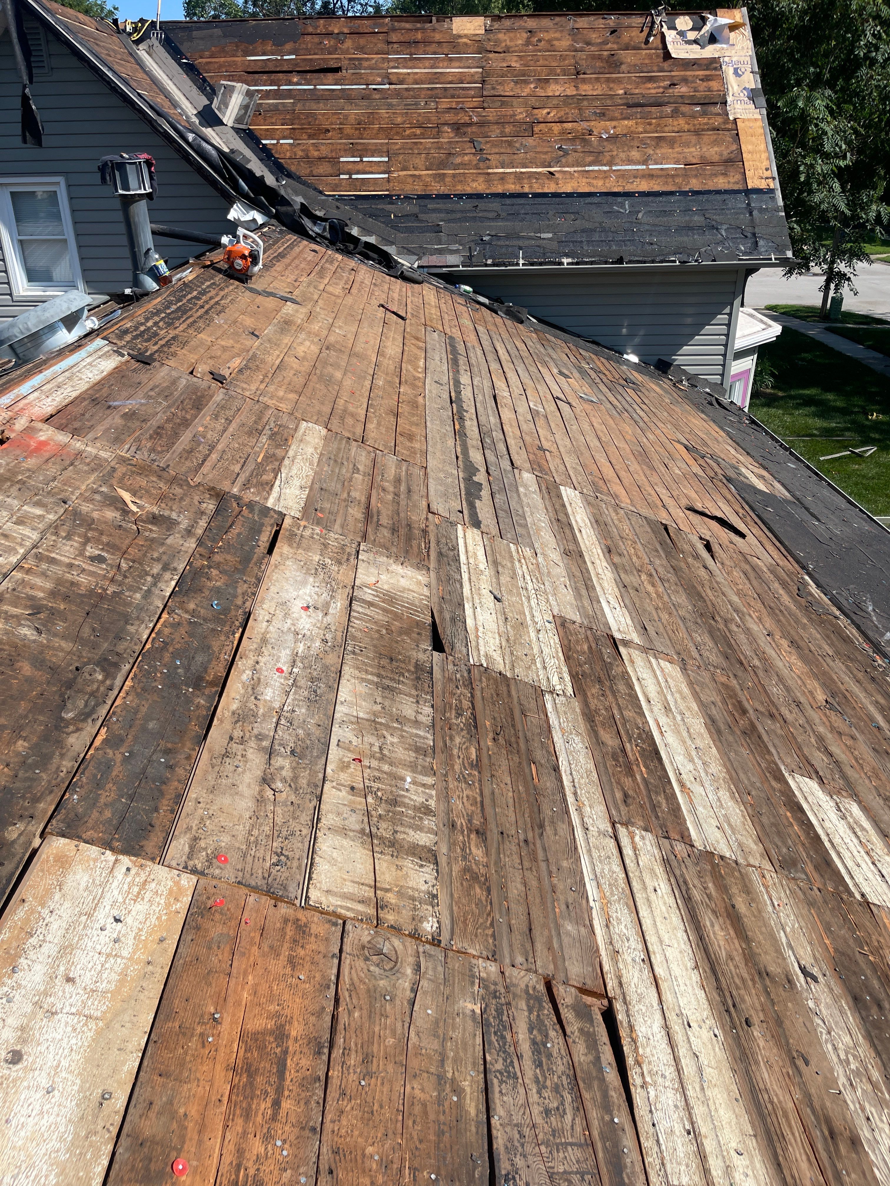 Residential Roofing Installation using Owens Corning Duration Colonial Slate by Lightning Exteriors