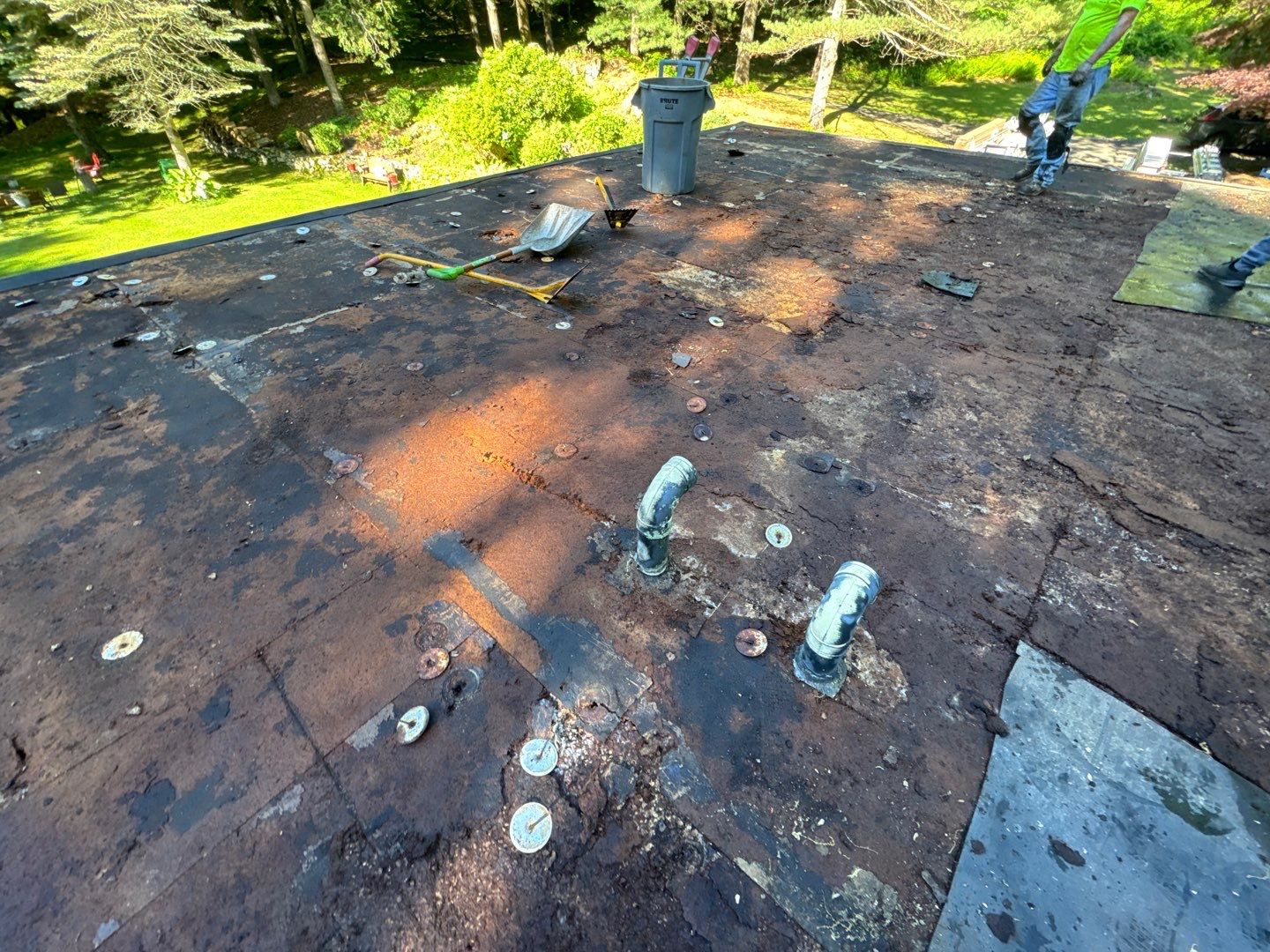 EPDM installed in Woodbury, CT by DiGiorgi Roofing and Siding Inc