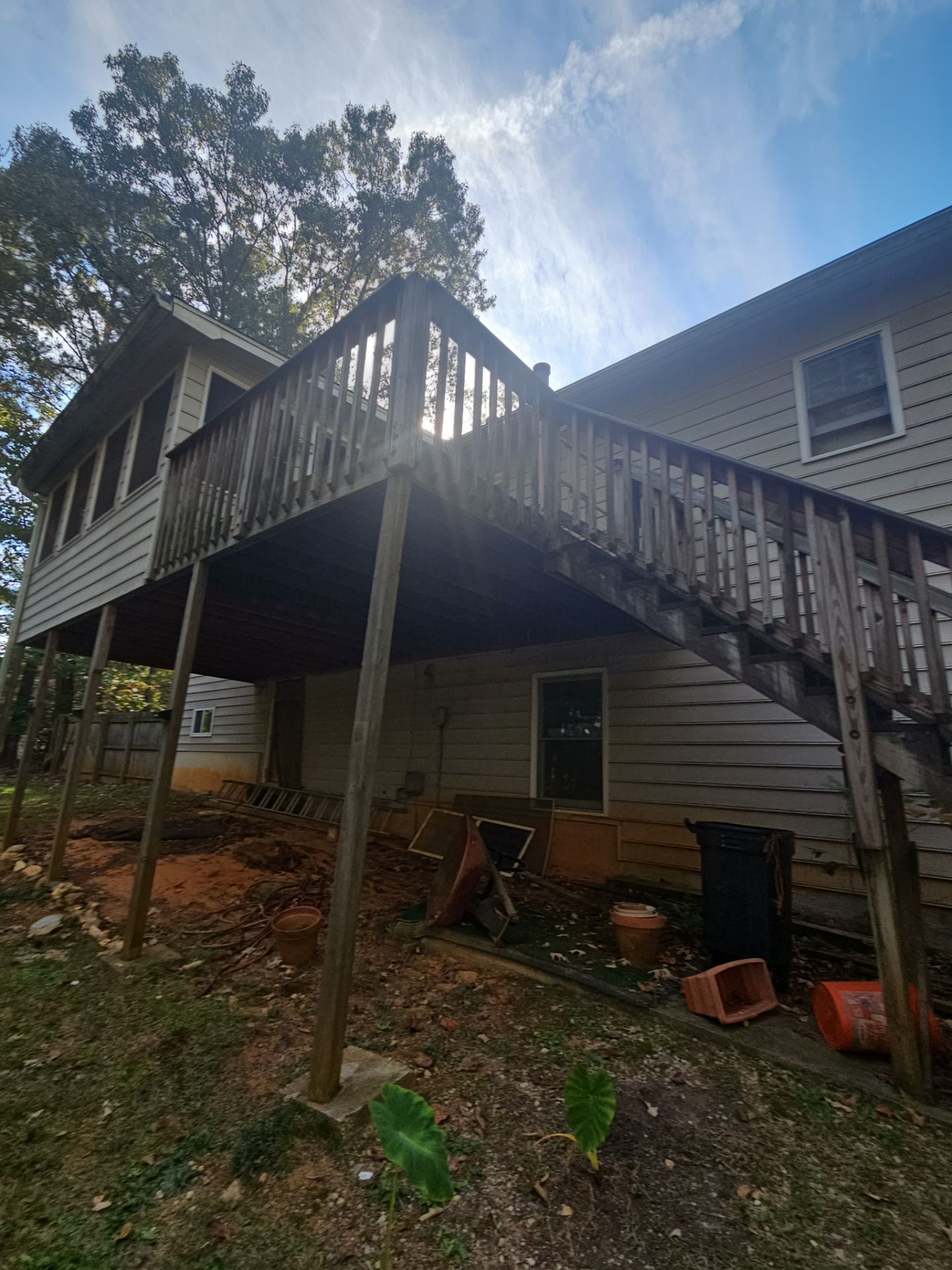 Deck Installation using Deckorators Summit Series Decking by Nelson Exteriors 