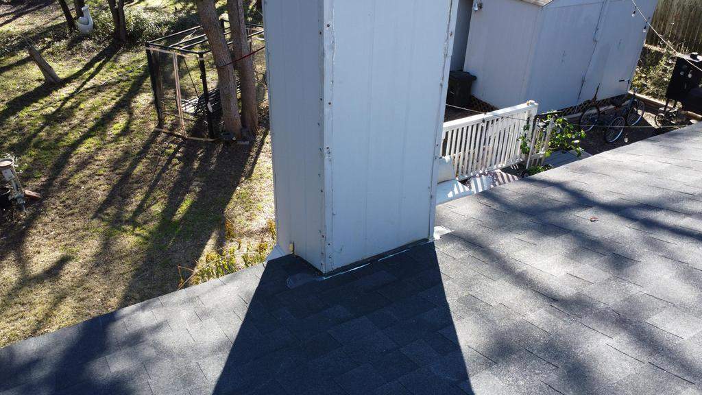 Onyx Black - Owens Corning TruDefinition Oakridge by RoofsOnly.com