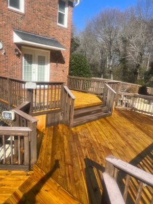 Weathered Deck using Wood Sealant