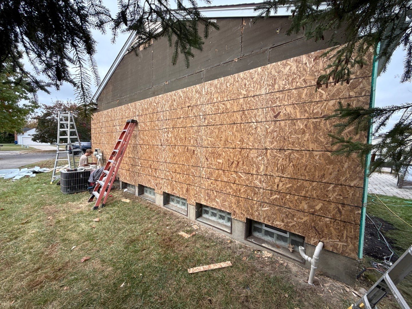 Siding Replacement using Alside S7 Cedar Mill Grain Cape Cod Grey by 180 Contractors