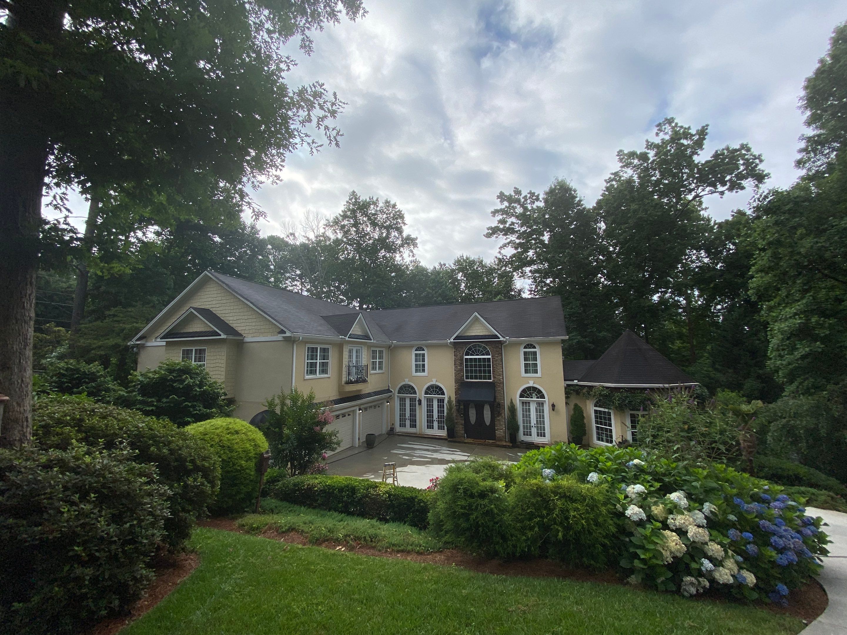 Multi-Story Residential Exterior Painting and Siding Refresh in Atlanta by Swift Home Renovations