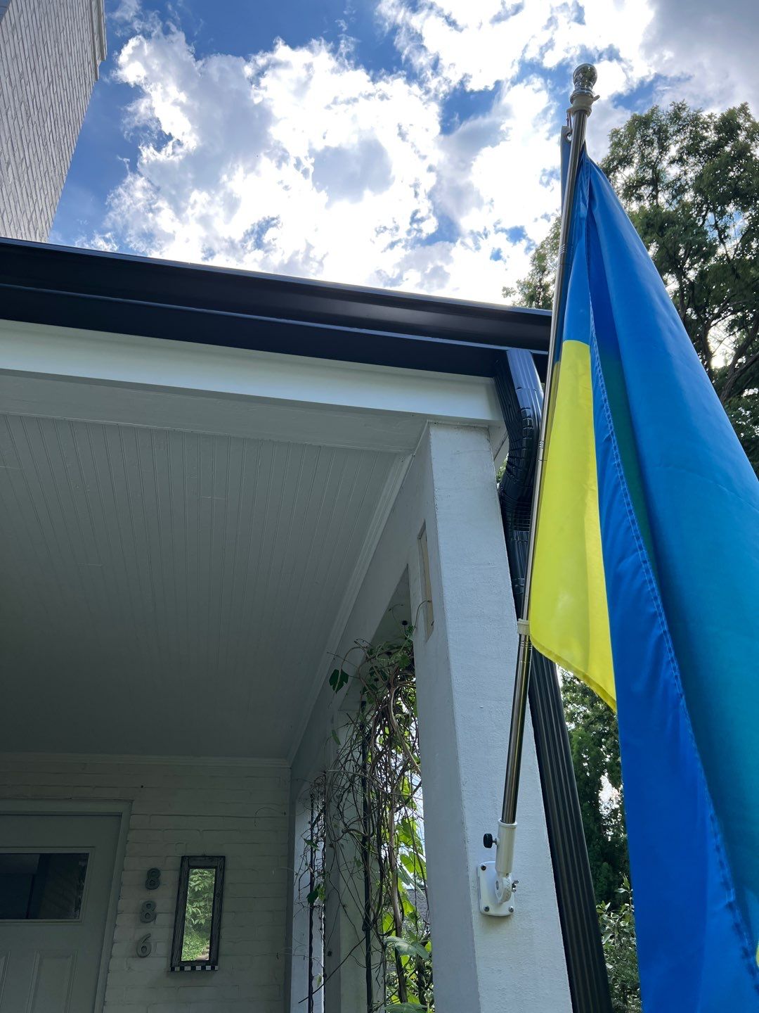 Arlington Hardie Installation - Arctic White by RM Banning, Inc.