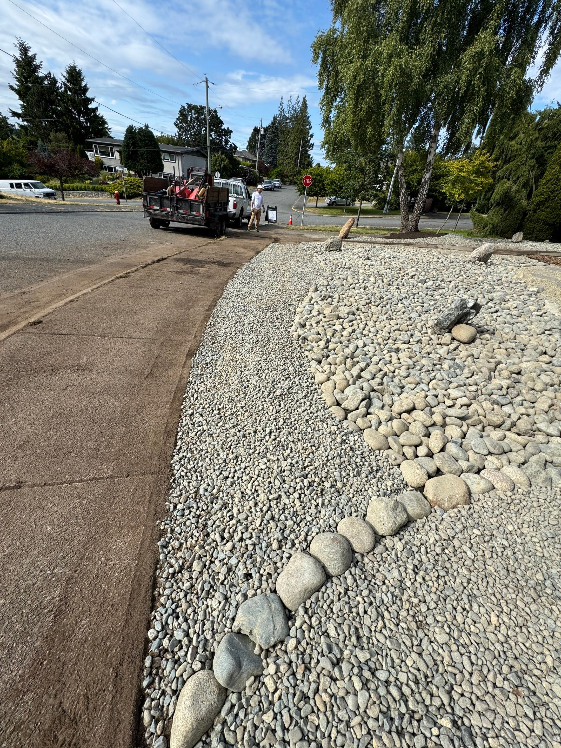 Front Yard Ecological Conversion – A West Coast-Inspired Low-Maintenance Oasis by Habanero Garden and Exterior Care