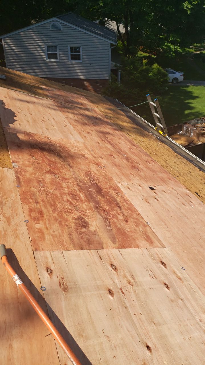 Springfield CertainTeed Landmark Weathered Wood Roof Installation by RM Banning, Inc.