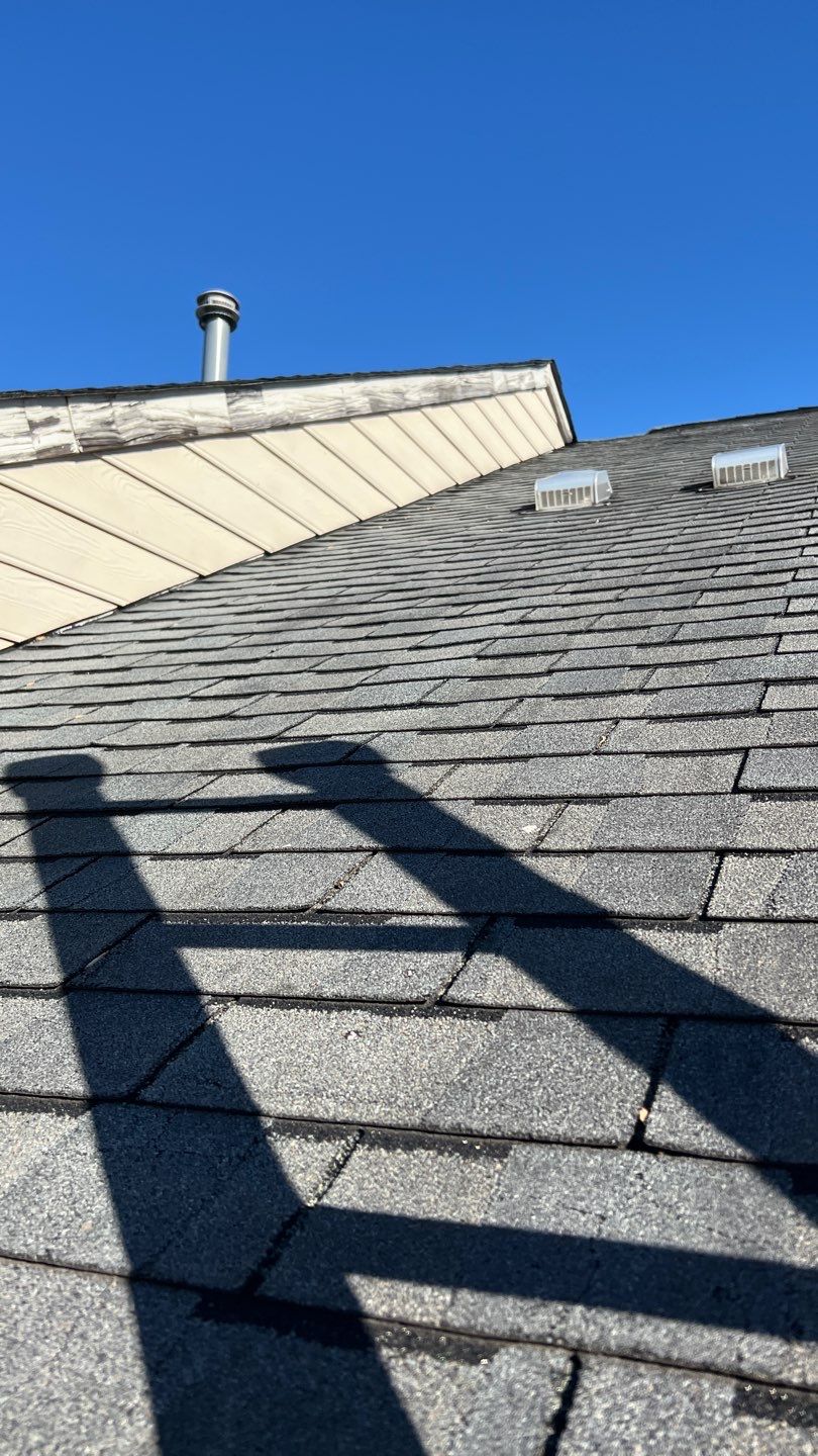 Fairfax: Residential Roof Replacement with CertainTeed Landmark in Charcoal Black by RM Banning, Inc.