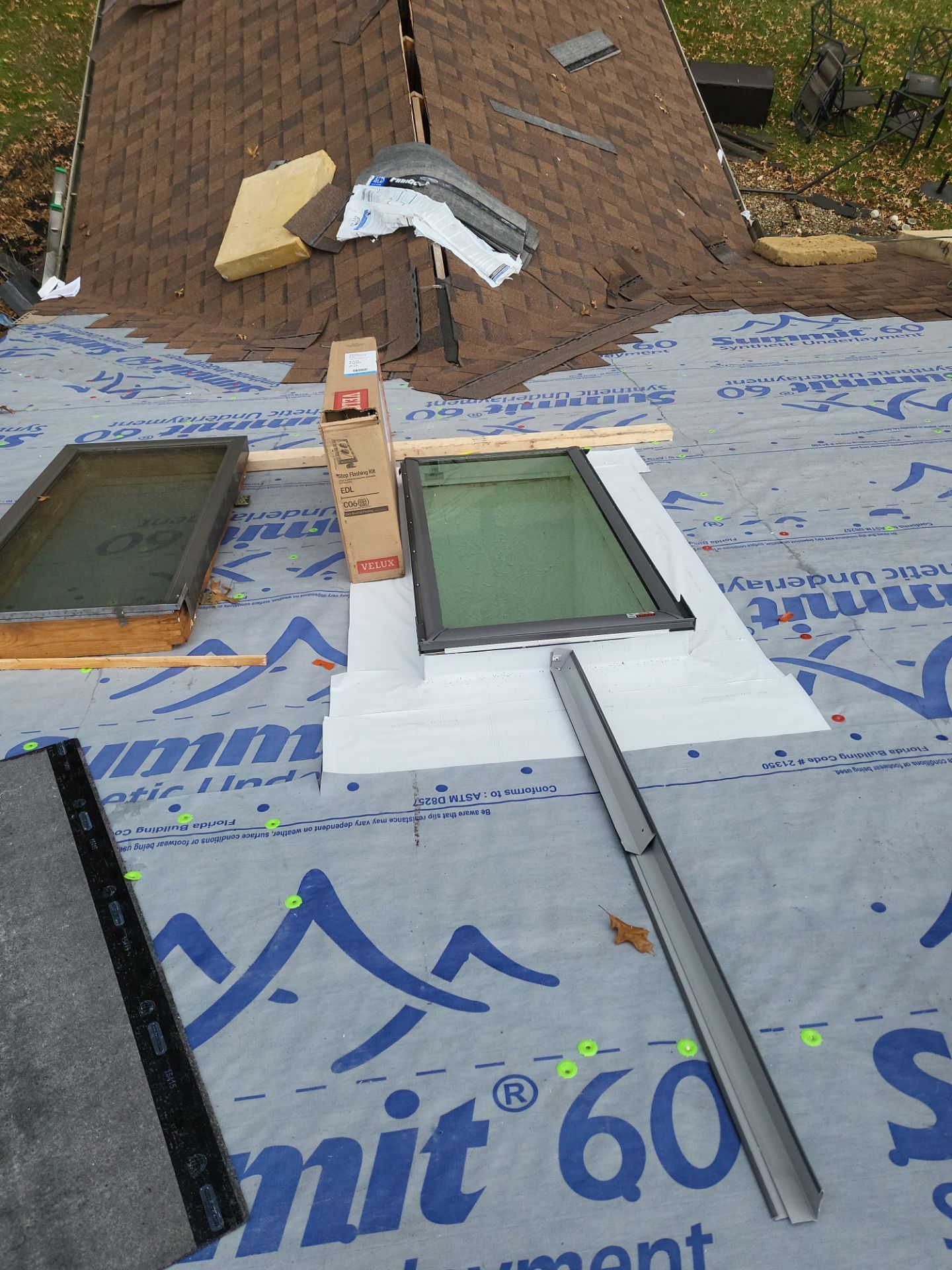 ATLAS PINNACLE COLOR: BURNT HICKORY DRIP EDGE: ROYAL BROWN by Eagle Eye Roofing