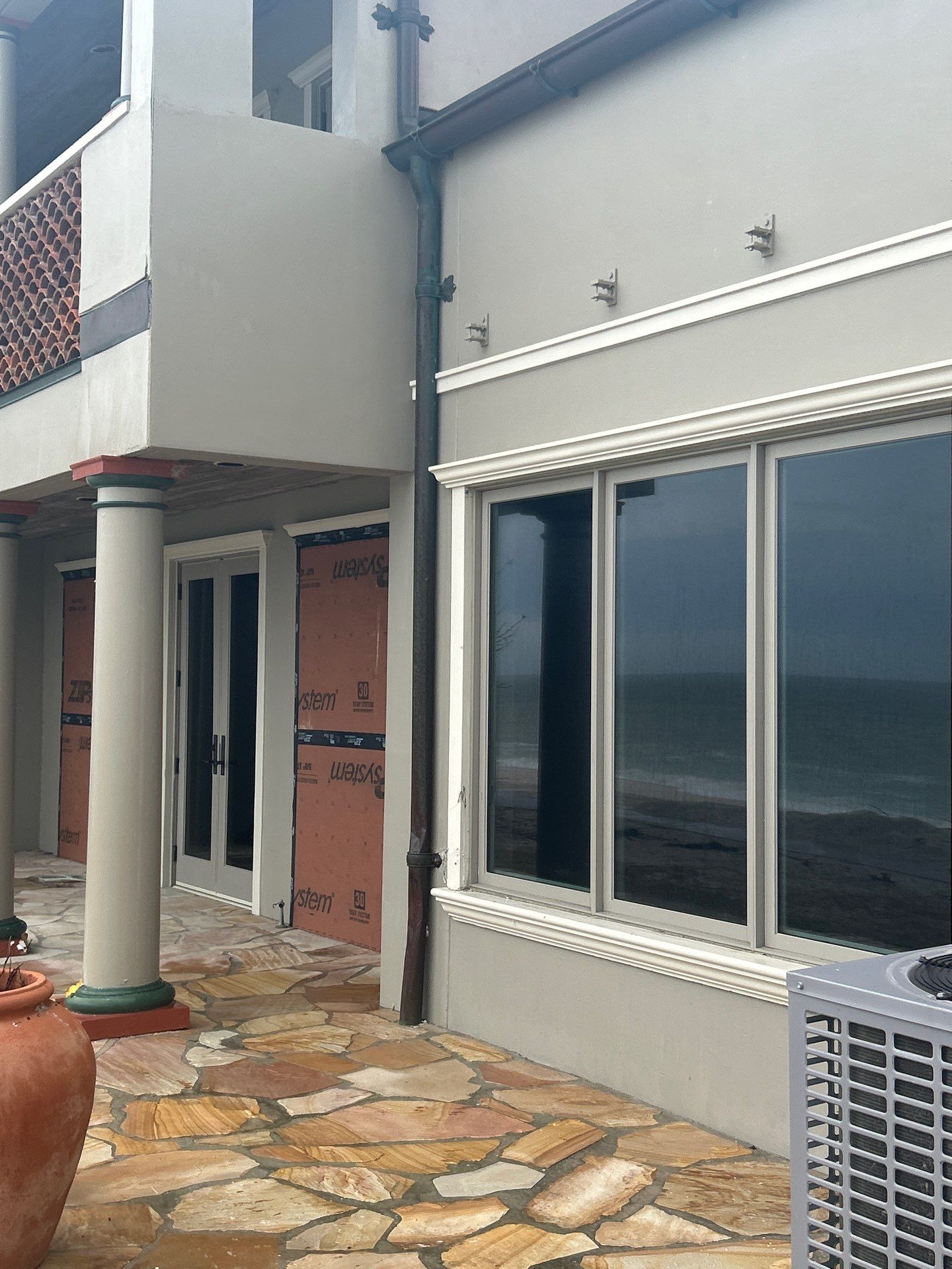 Half-Round Aluminum Gutters Installed in Nokomis FL by Gutter Professors