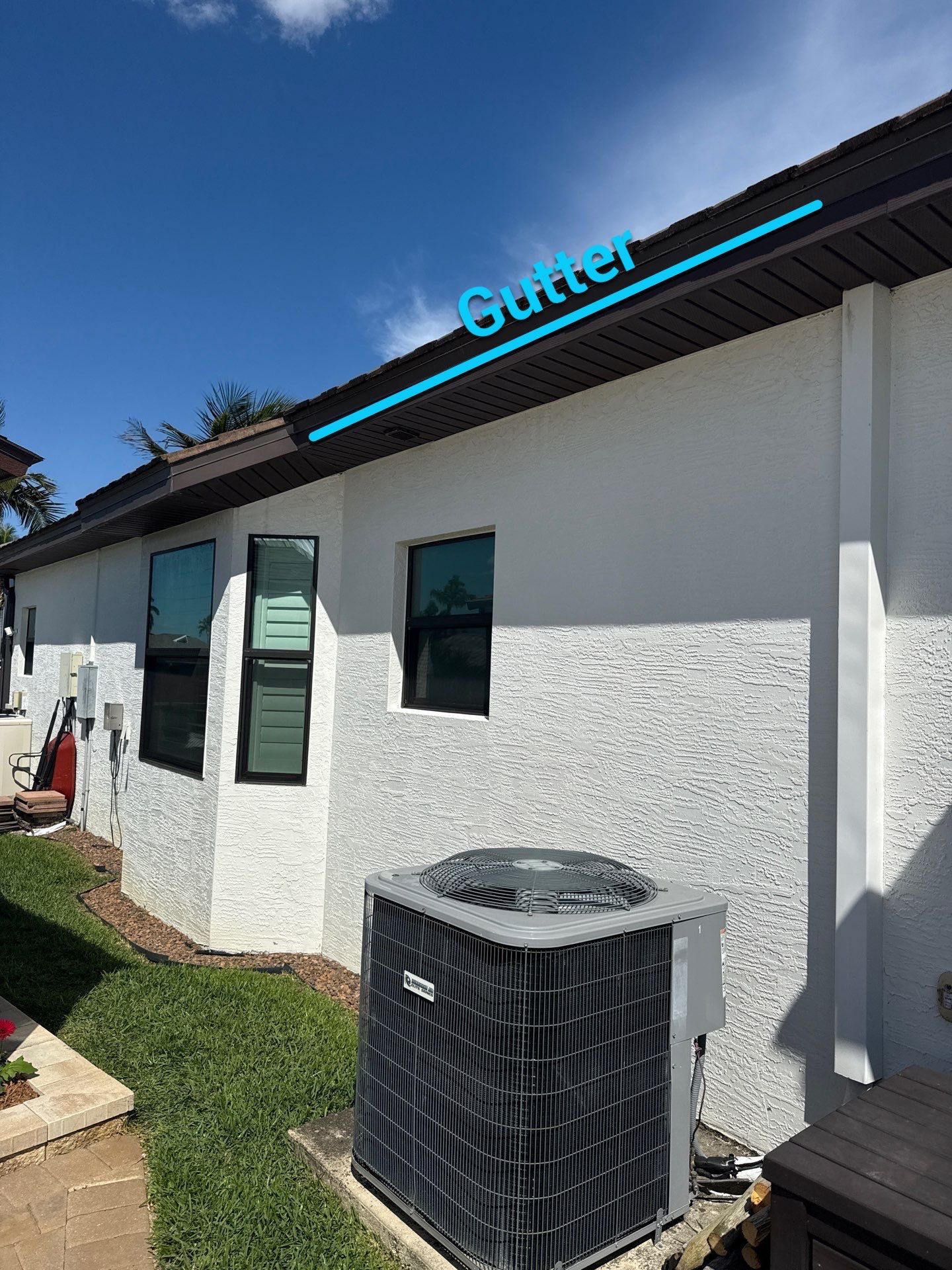 6 Inch Seamless Gutters using Musket Brown Seamless Gutters in Cape Coral FL by Gutter Professors