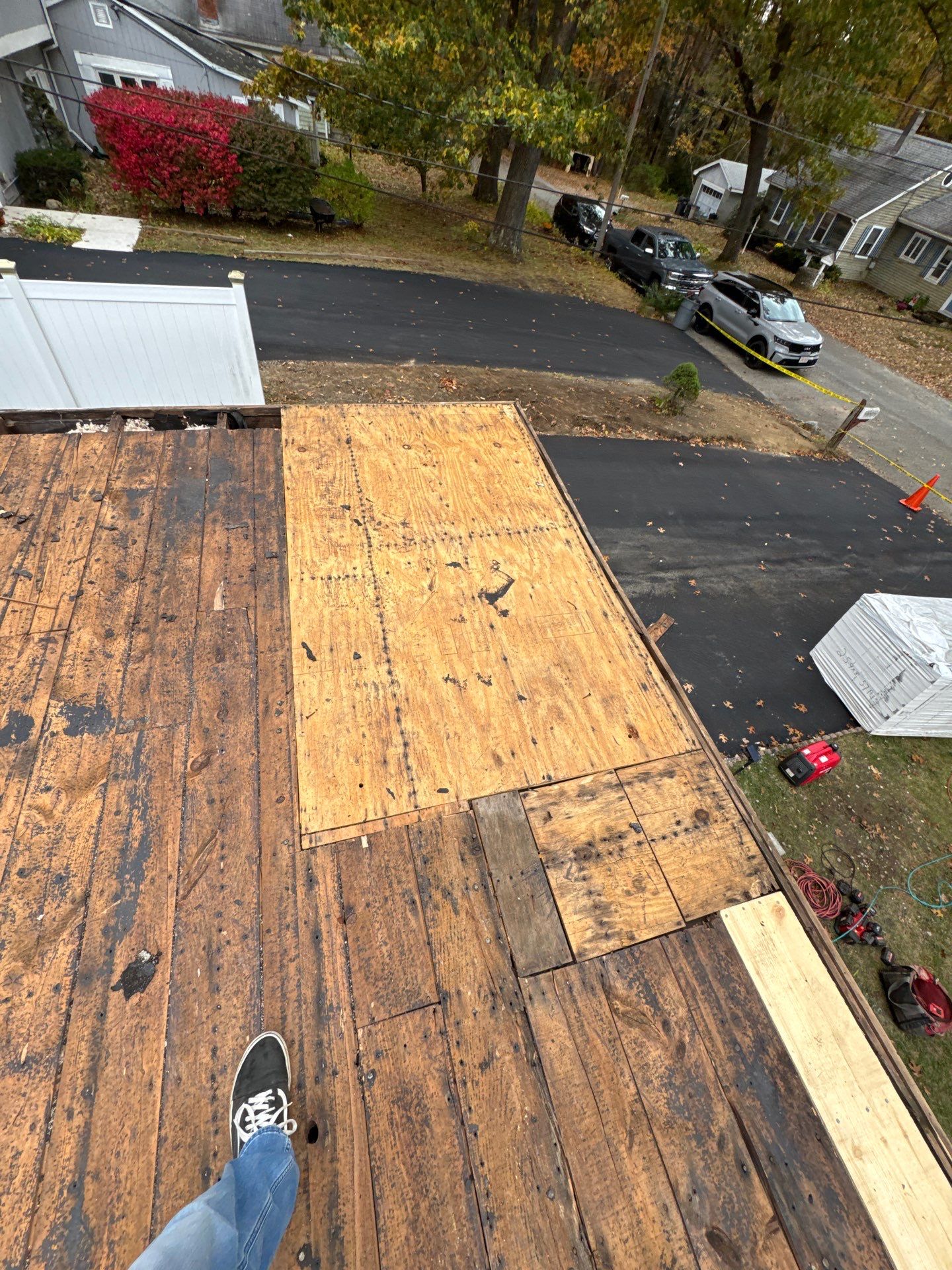 Westford EPDM Flat Roof with Gutter & Soffit/Fascia Replacement by Mighty Dog Roofing of Greater Middlesex County