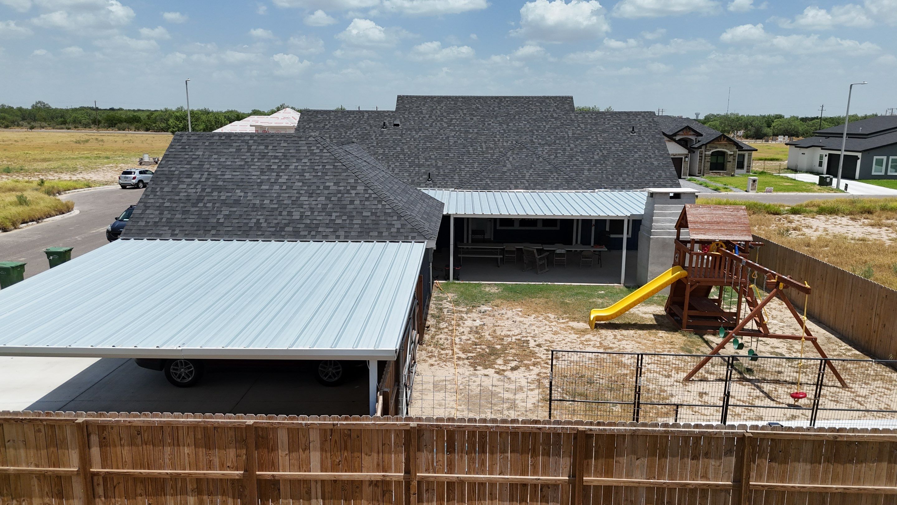 TruDef Onyx Black in Rio Grande City, Tx by PMG Home LLC