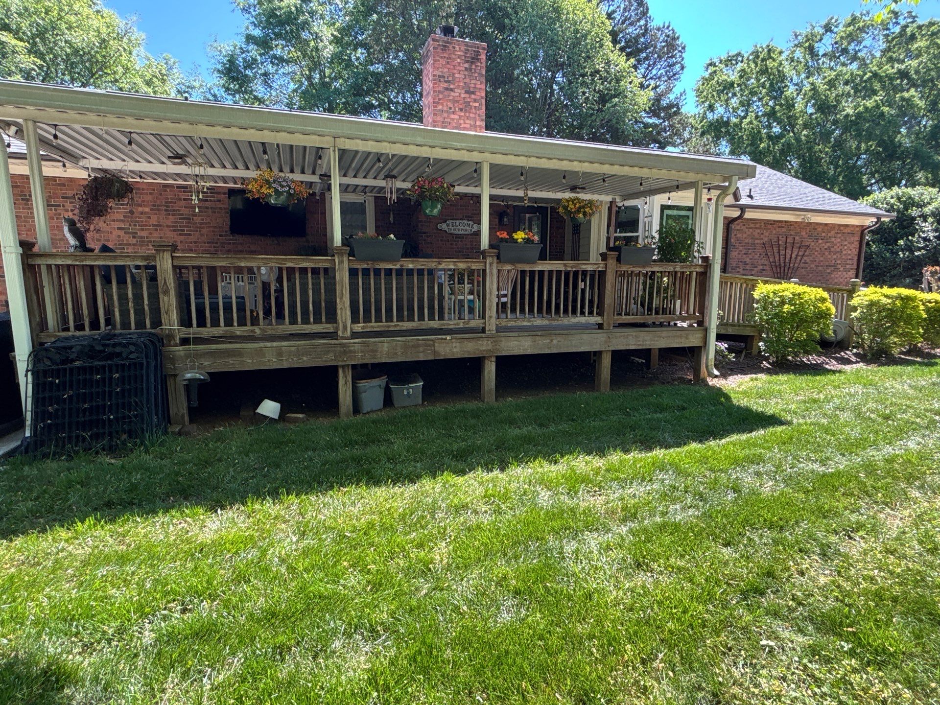 Wood Deck using Wood Sealant by DuraSeal