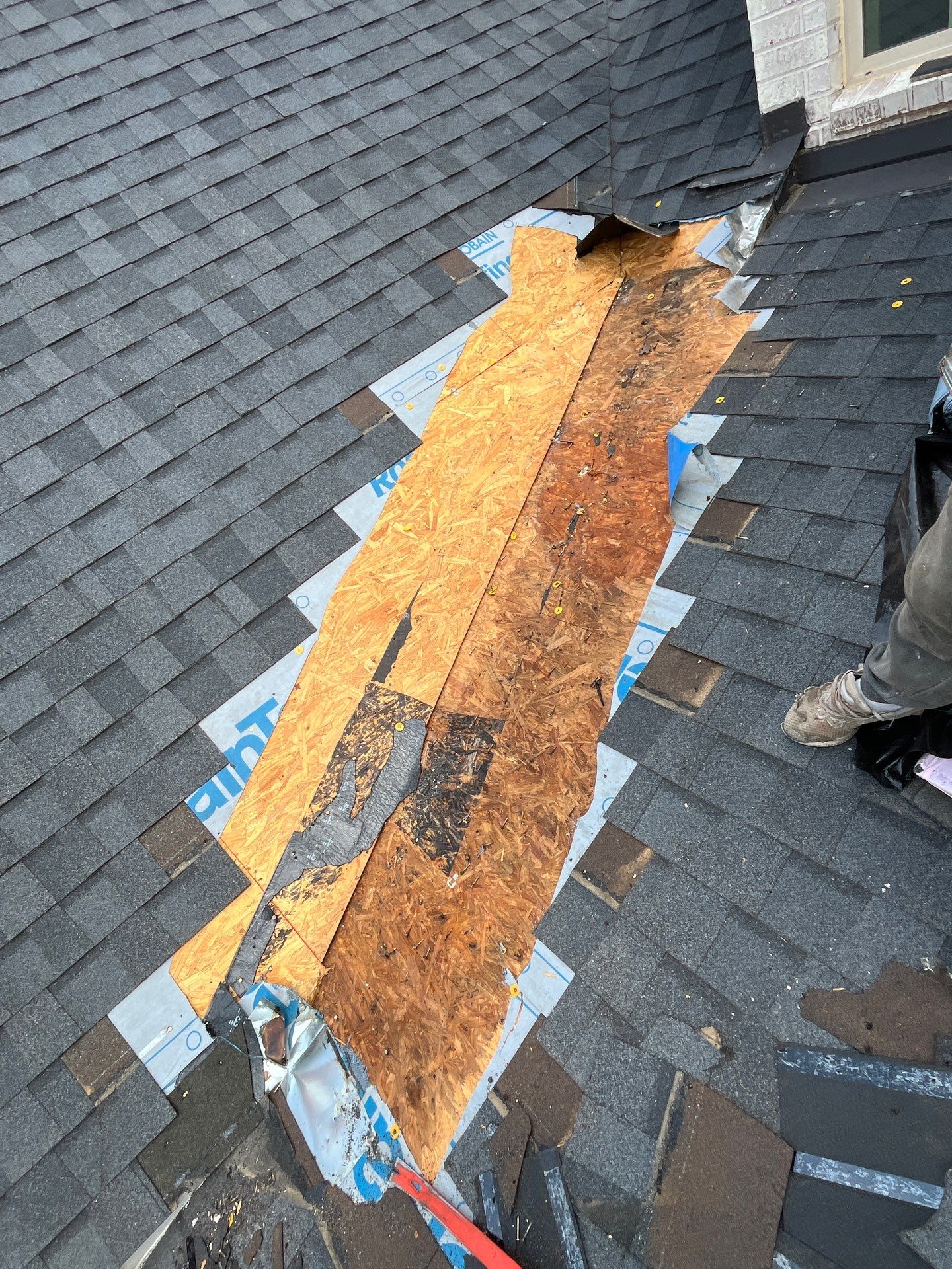 Residential Roofing Repair using Owen's Corning Duration (Lifetime) Shingles by Roof Repair Company