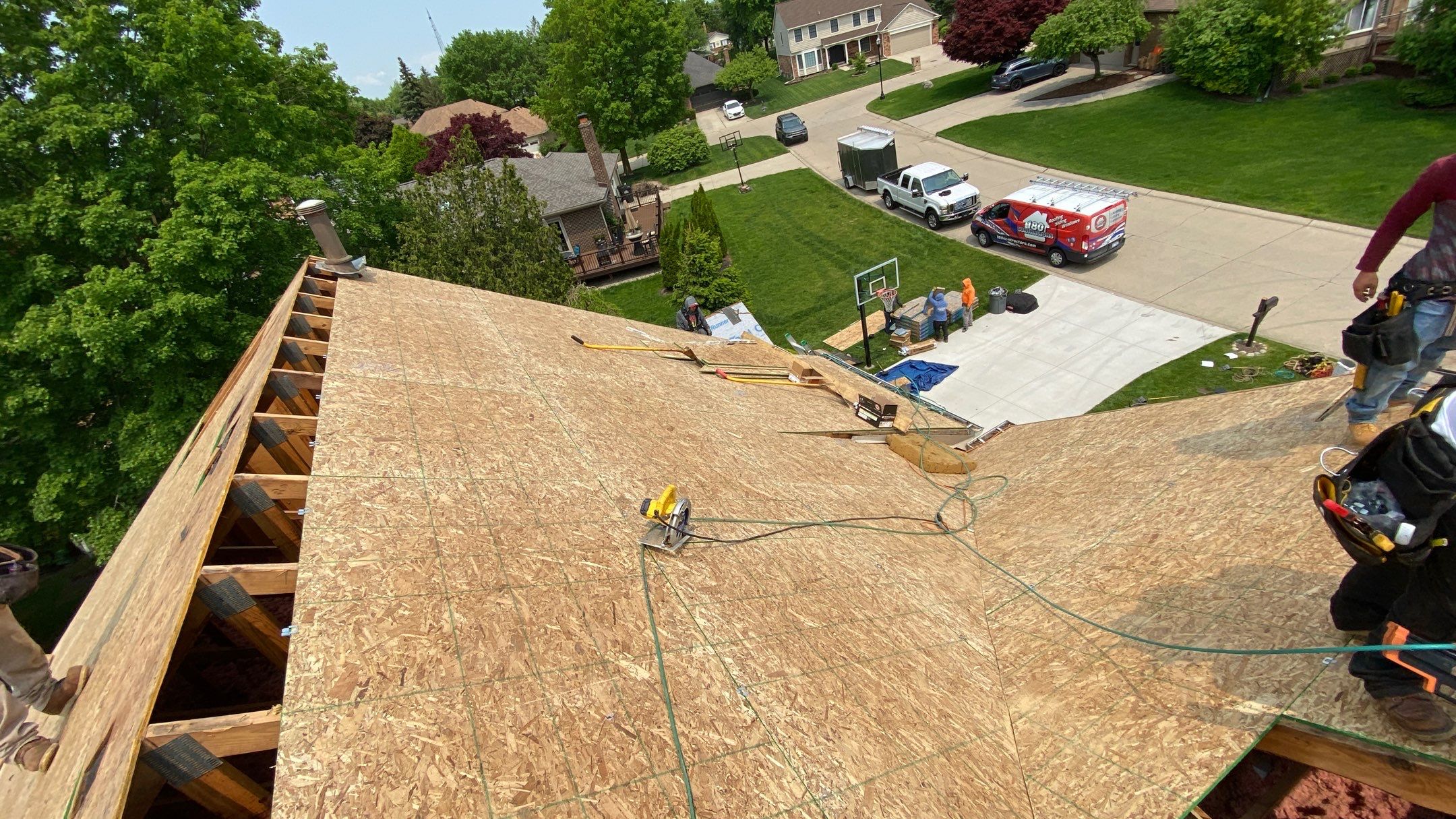 Roof Replacement using CertainTeed Landmark by 180 Contractors