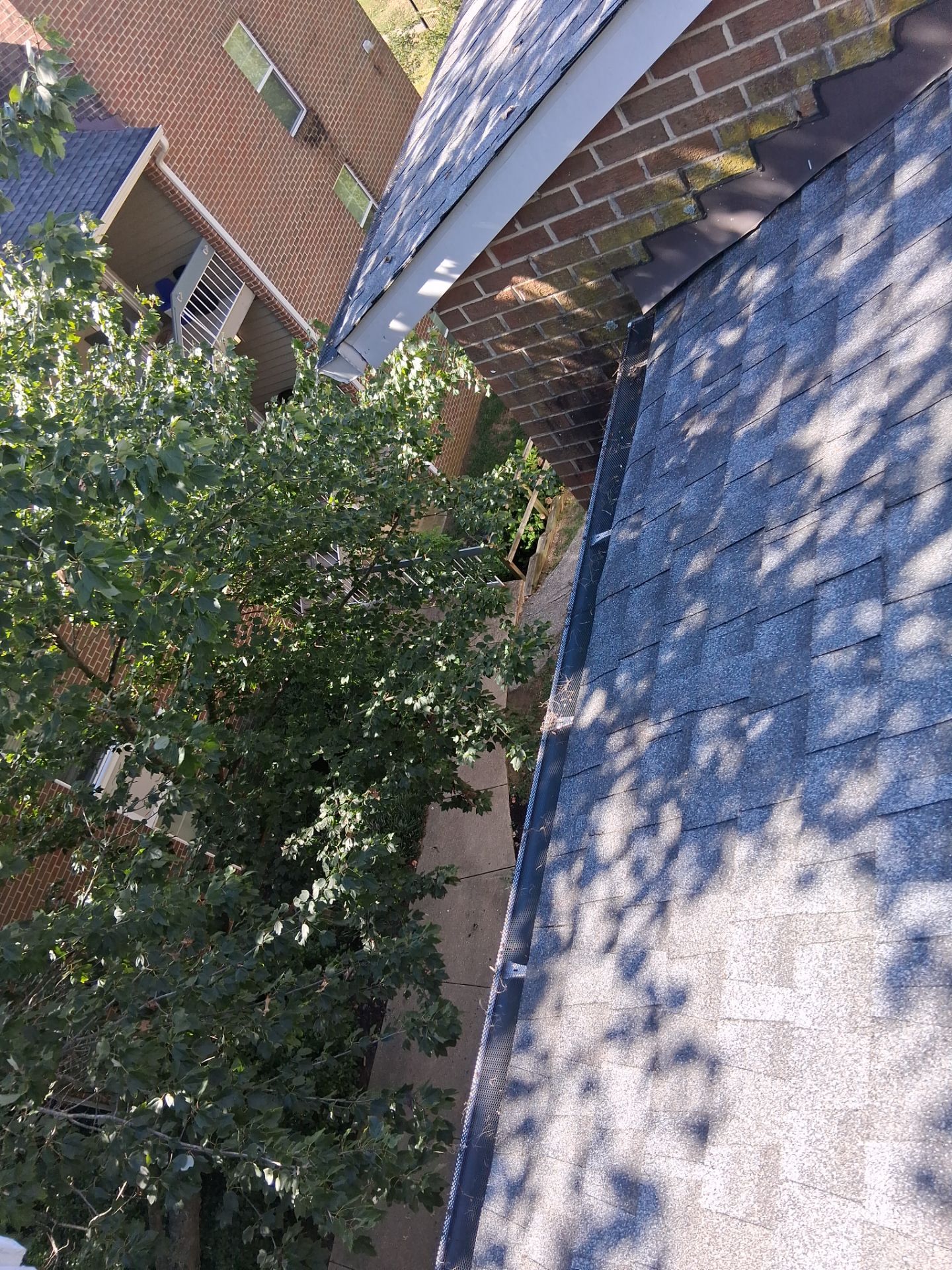 Commercial gutter cleaning Annapolis, MD after photo with clean gutters