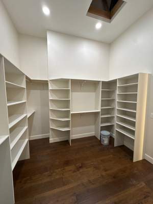 CLOSET & PANTRY SYSTEMS