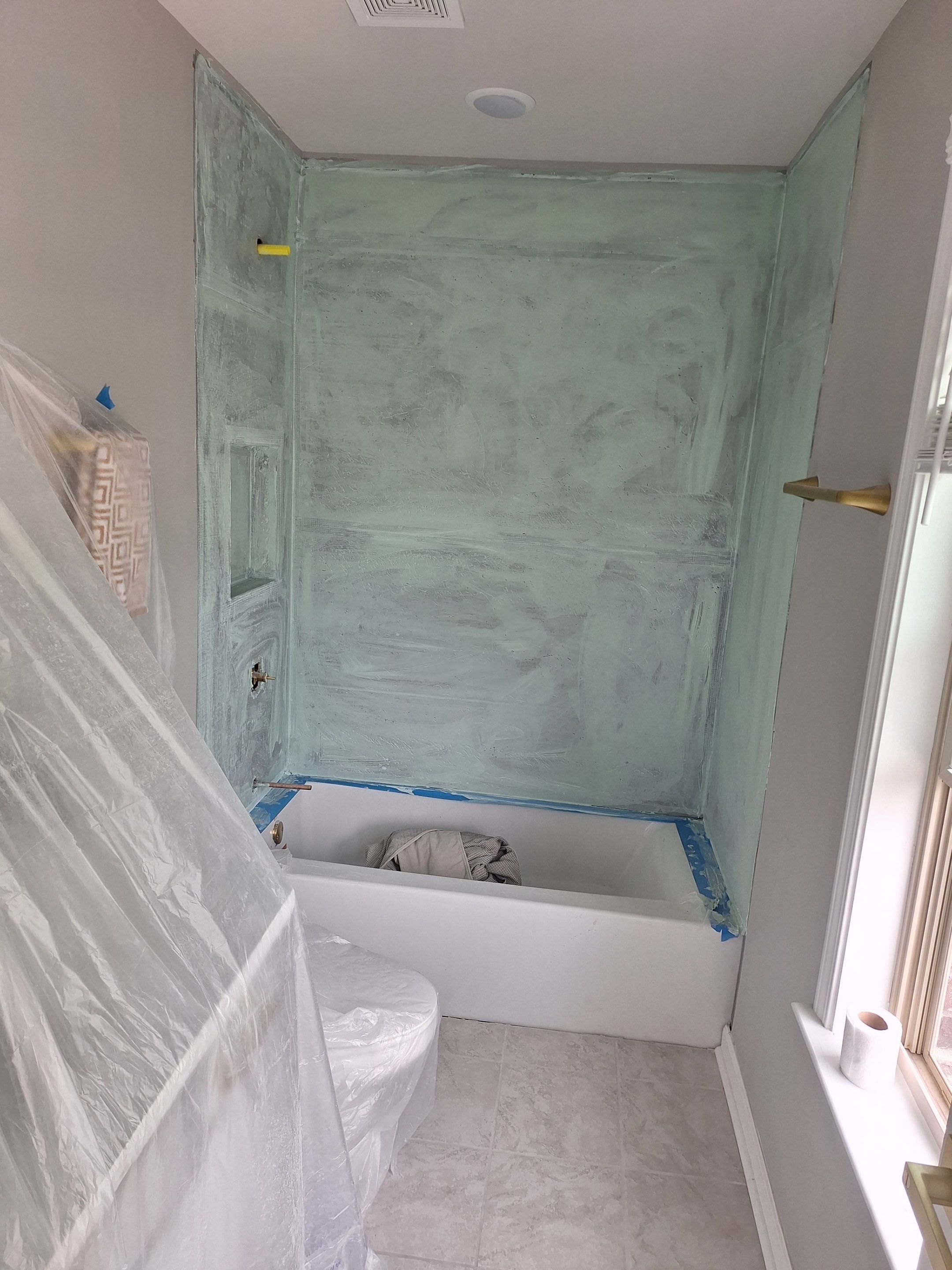 Tub-to-tub renovation by Prudencio