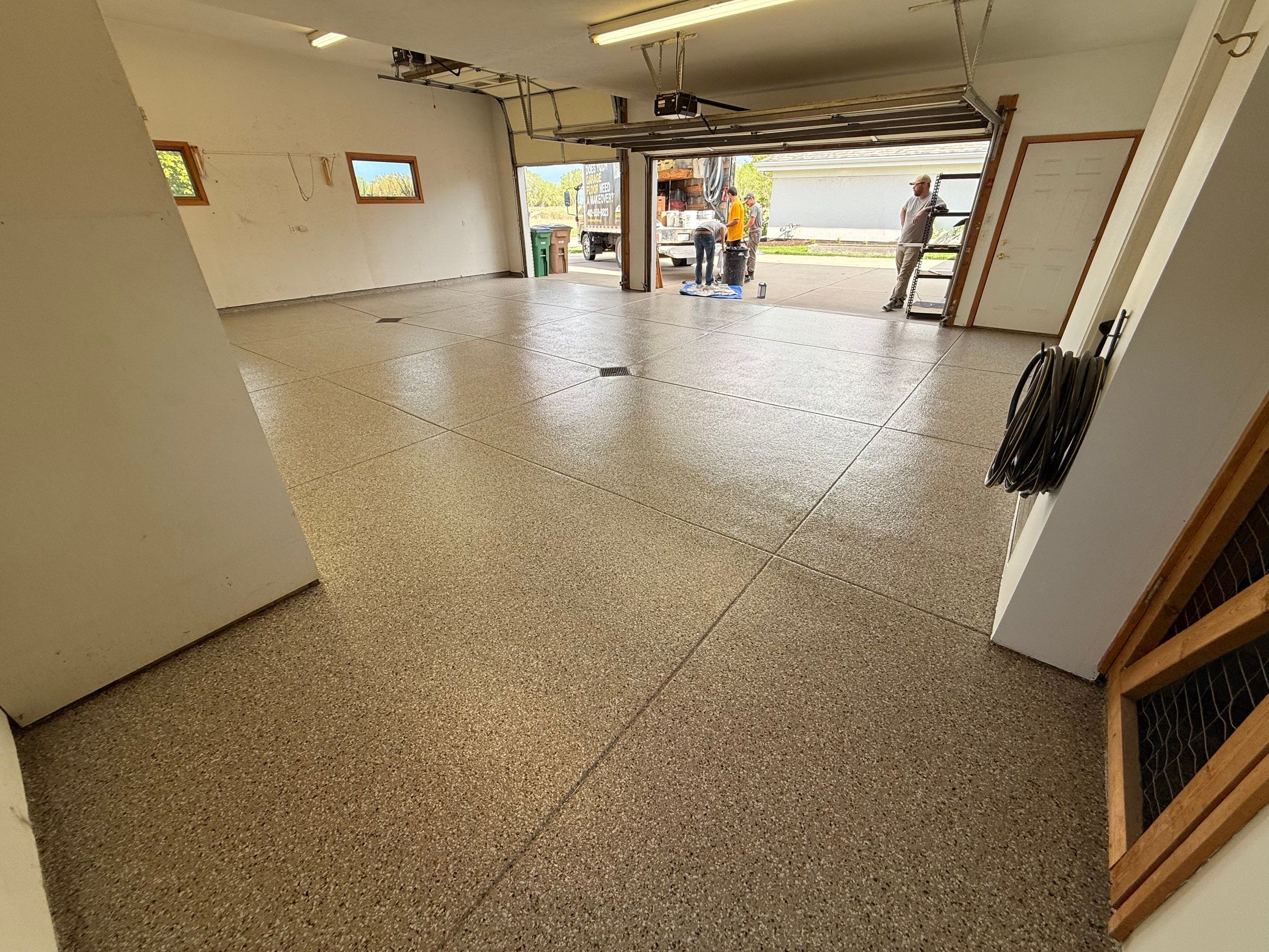 Rae’s Creek 1/4” by Granite Garage Floors