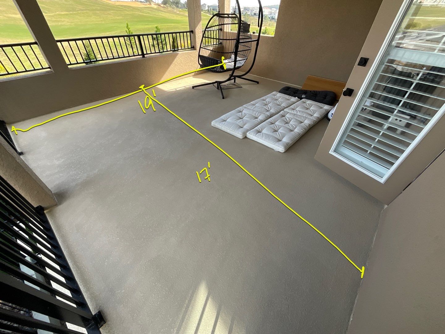 Balcony flooring and screen installation by Orlando pergolas