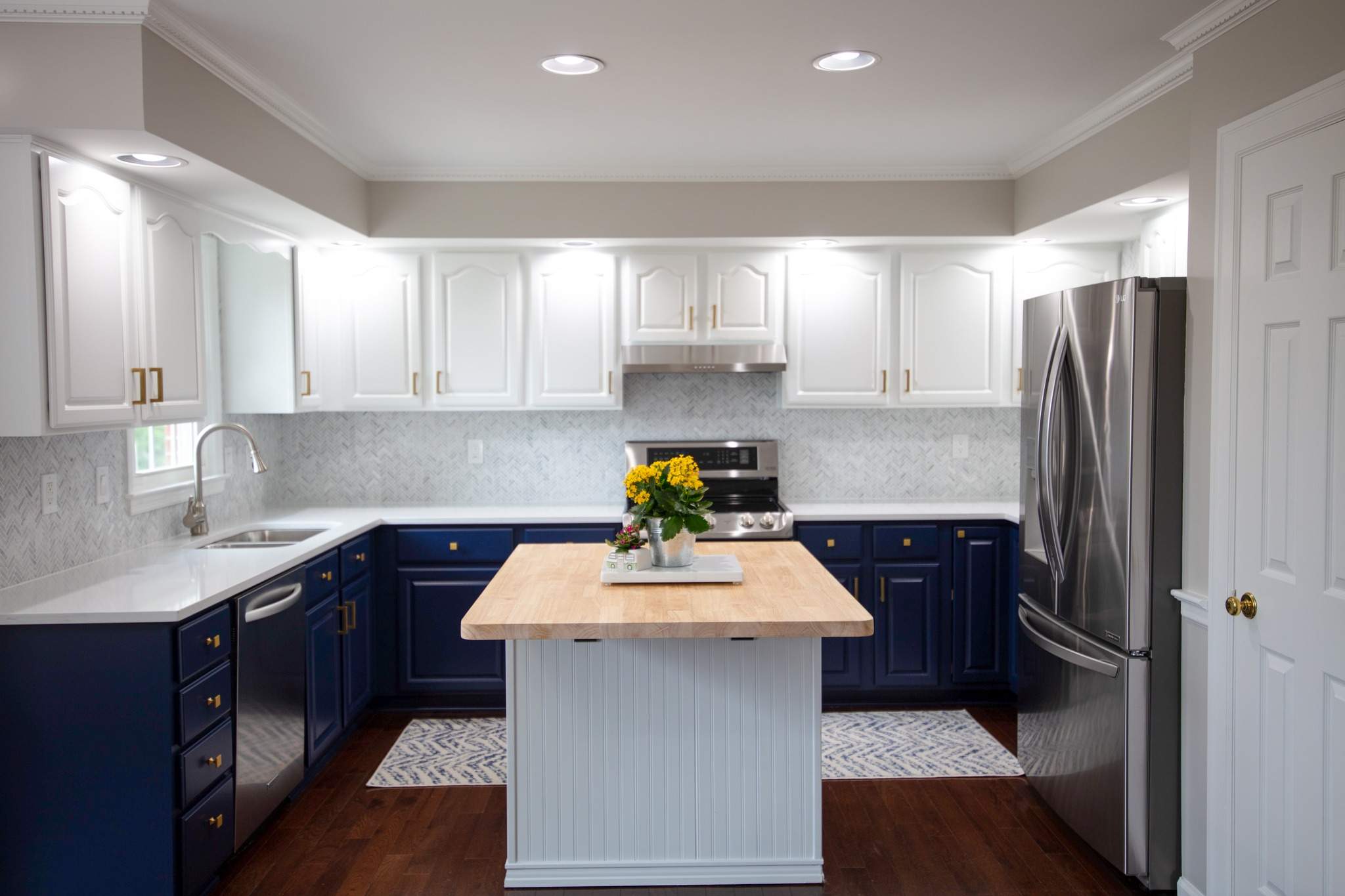 Cabinet Refinishing by Rodgers Painting