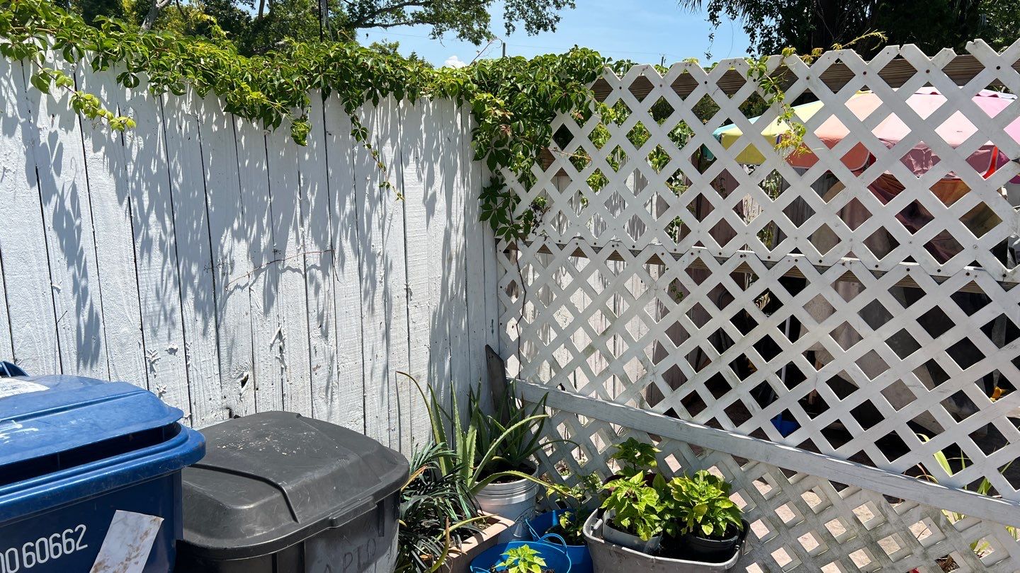 Bradenton, FL 6+2 White Vinyl Privacy Fence  by Asap fence and gates, LLC