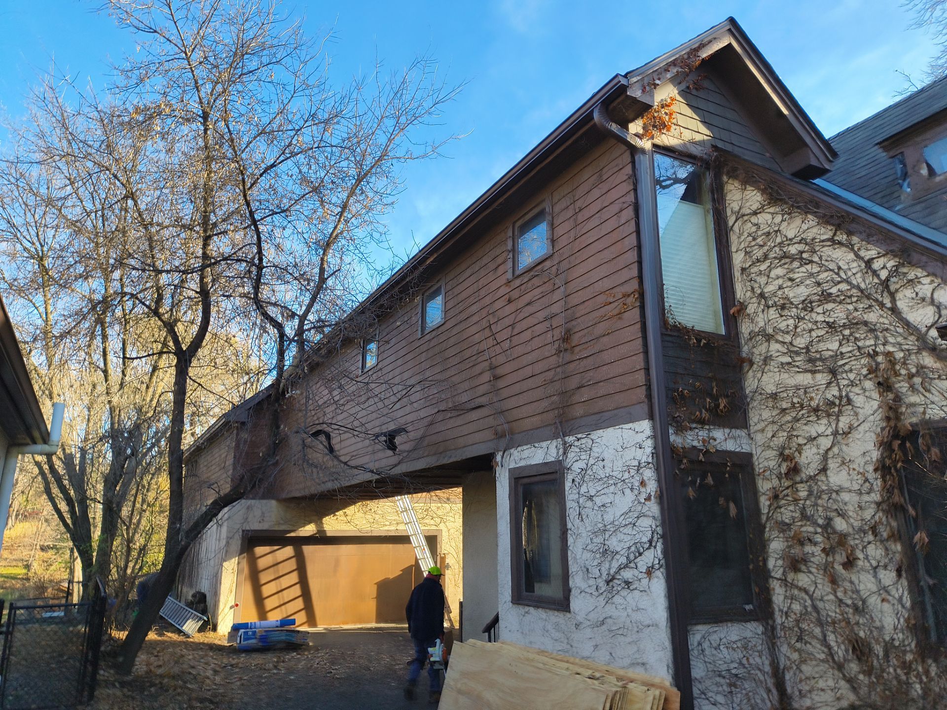 5" Musket Brown Gutter Installation – Edina, MN by Next Level Seamless Gutters / Exteriors Inc.