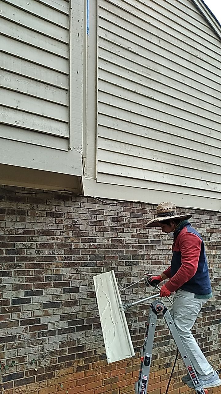 Exterior renovation using James Hardie Siding and Simonton Windows by Indigo State Roofing