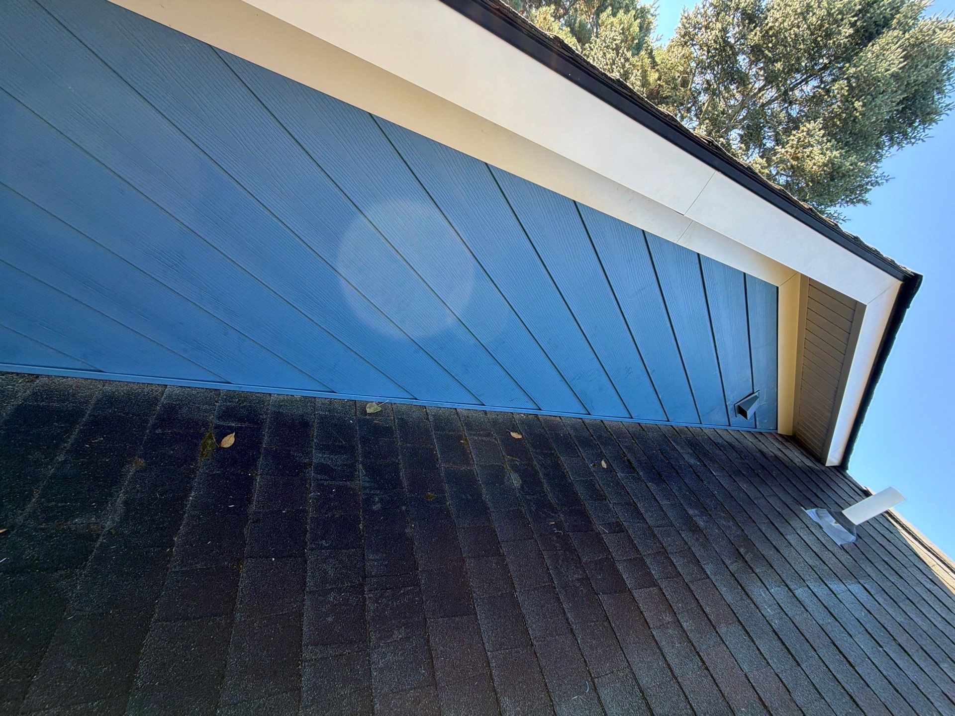 Siding Replacement using Ascend Laguna Blue by 180 Contractors