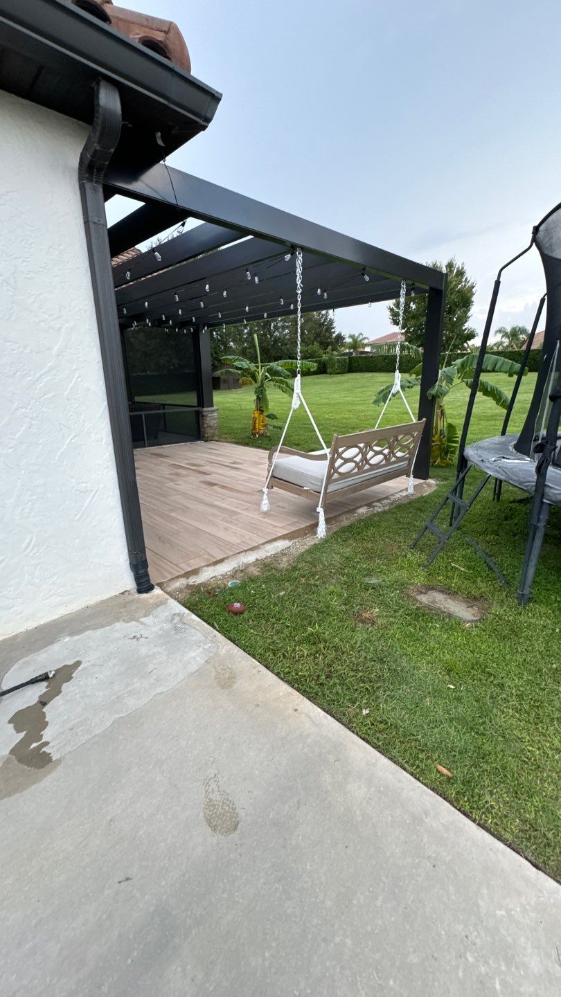 Open trellis pergola by Orlando pergolas 