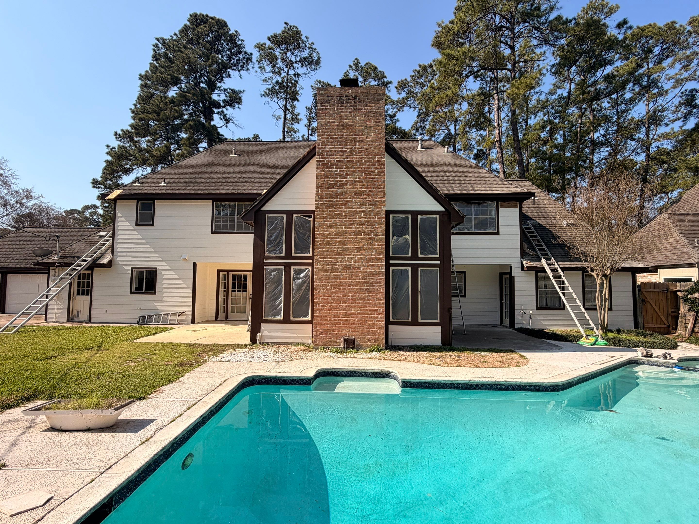 Siding Replacement by Houston Roofing & Construction